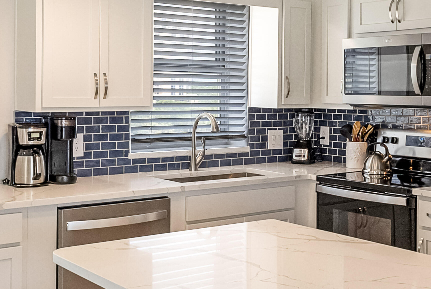 BEACHSIDE TWO - Residential