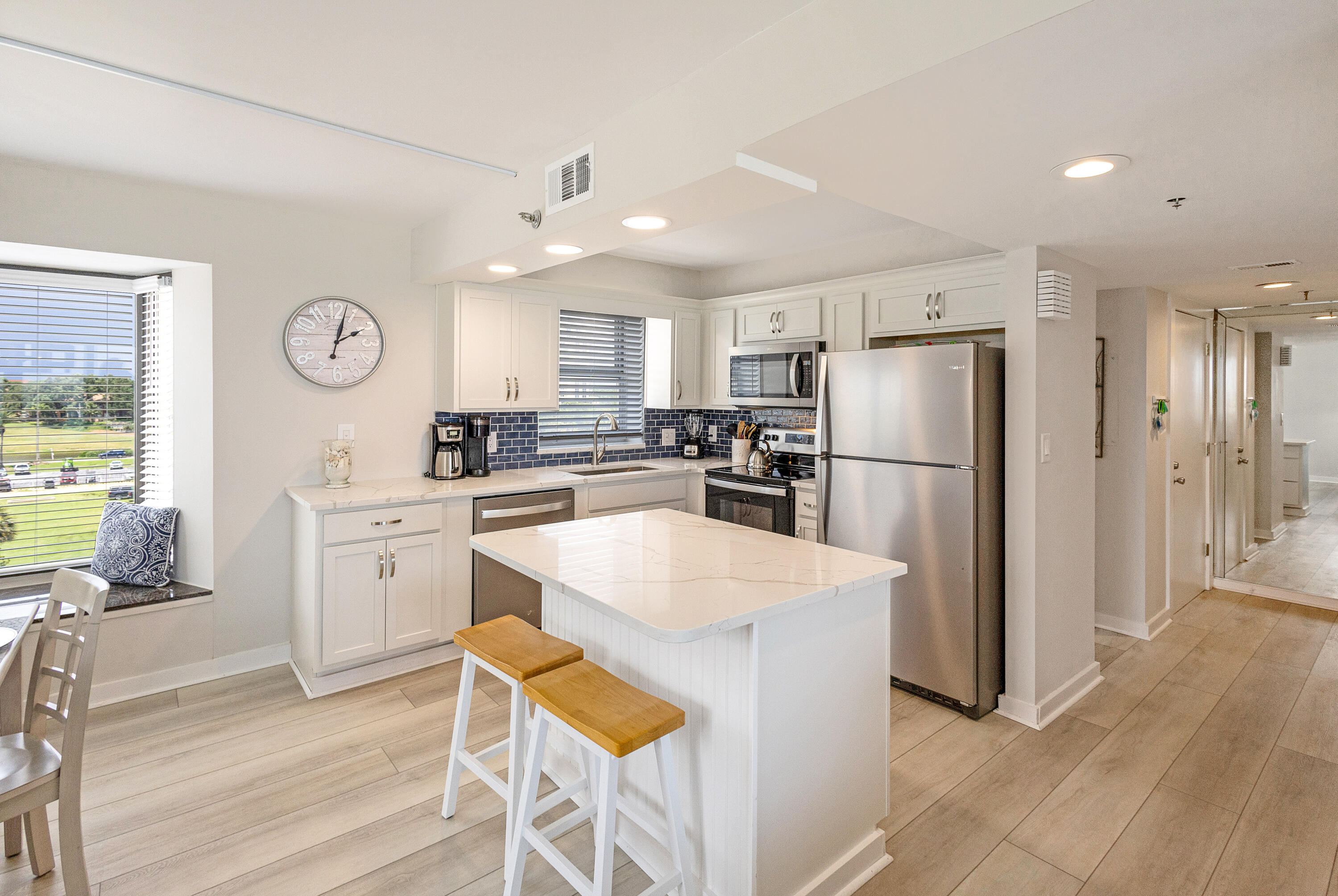 BEACHSIDE TWO - Residential