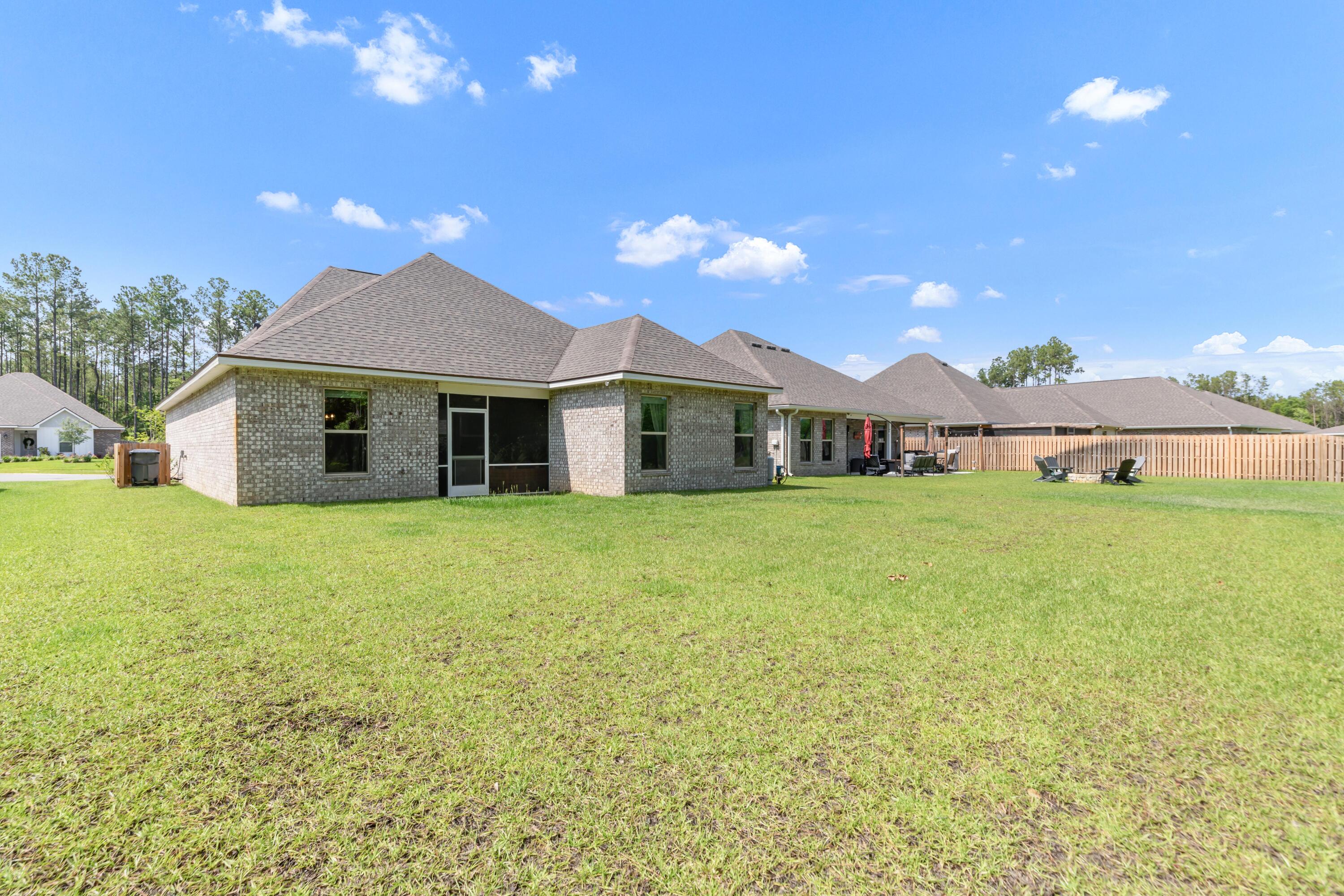 HAMMOCK BAY - Residential