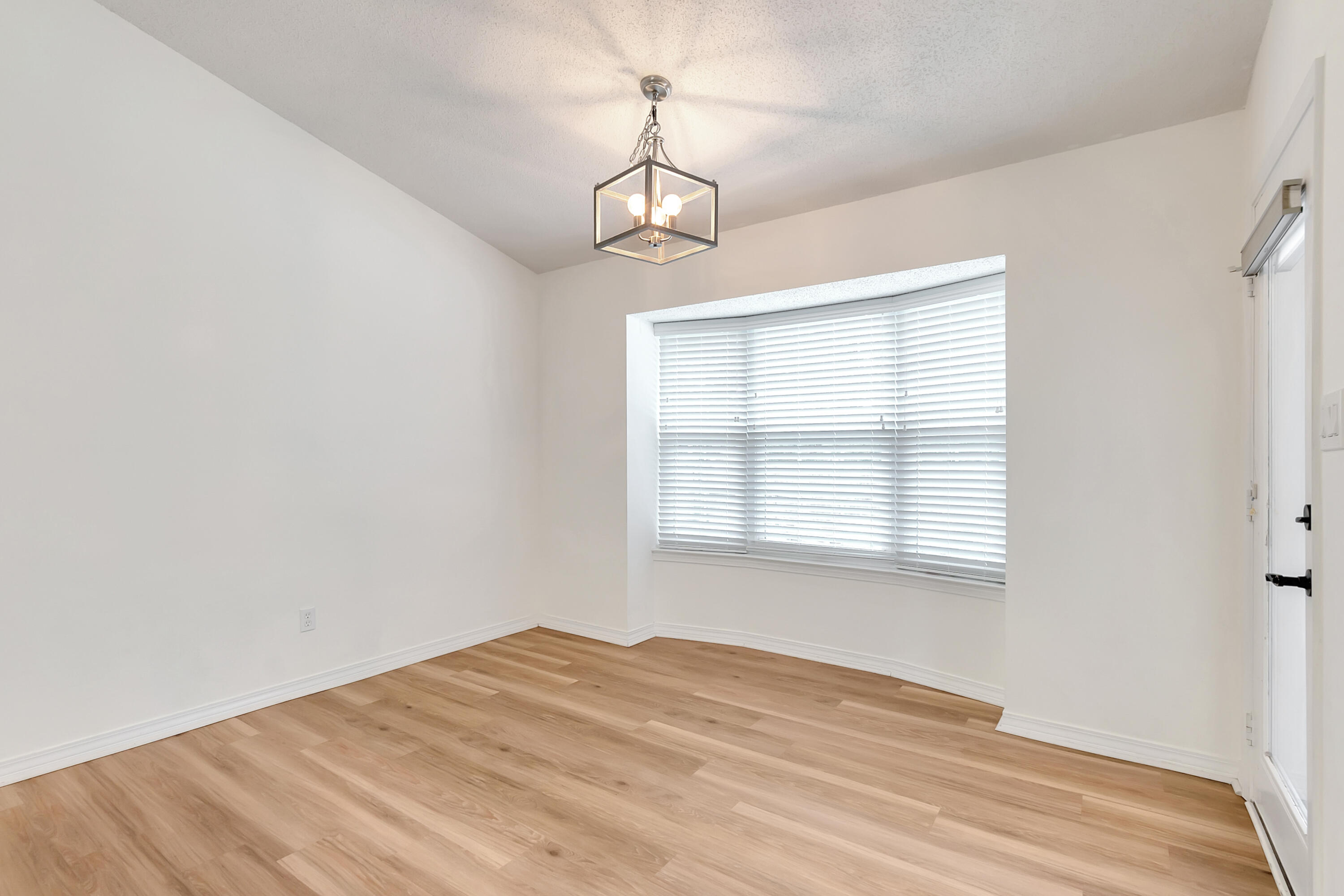 HERITAGE RUN S/D - Residential Lease