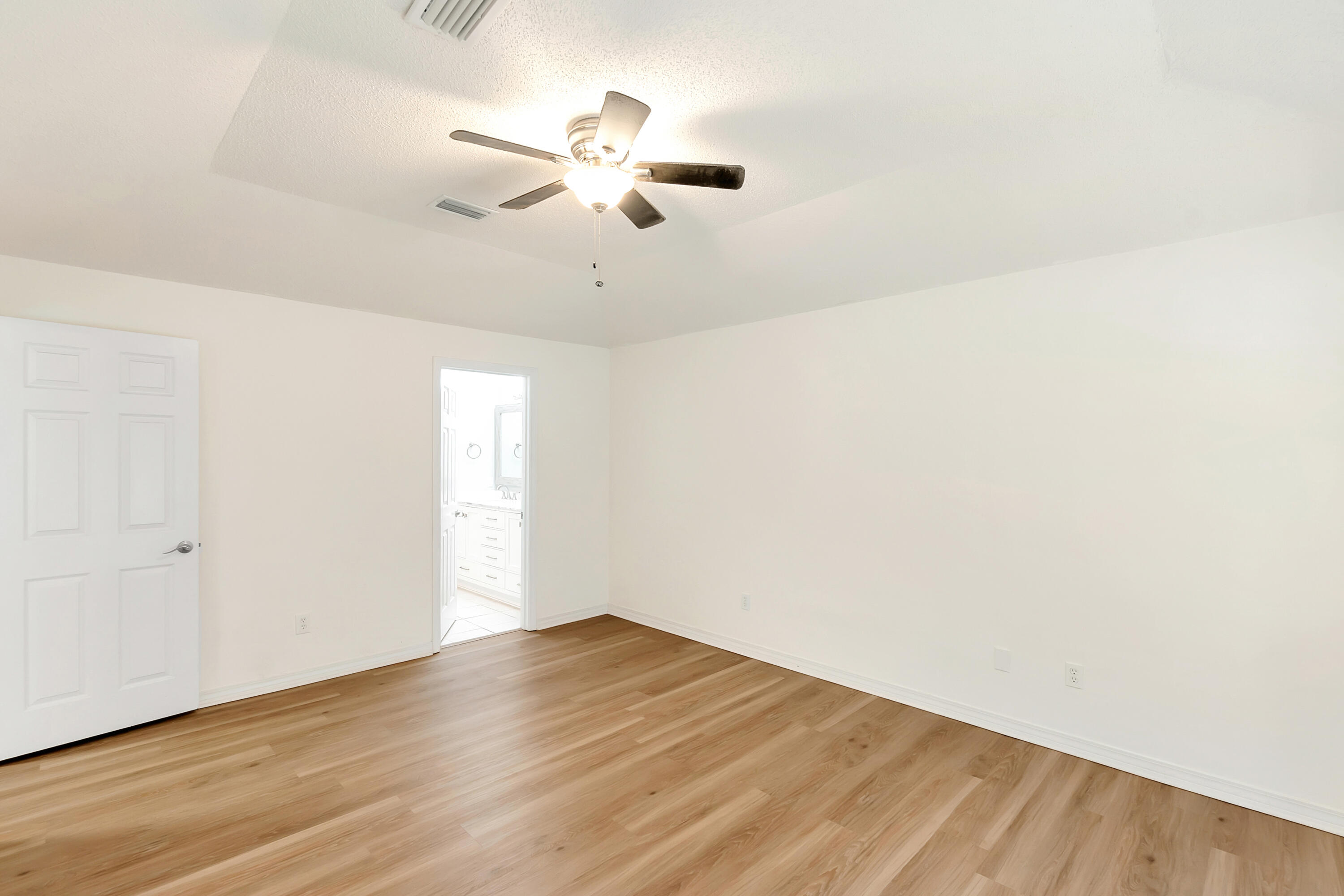 HERITAGE RUN S/D - Residential Lease