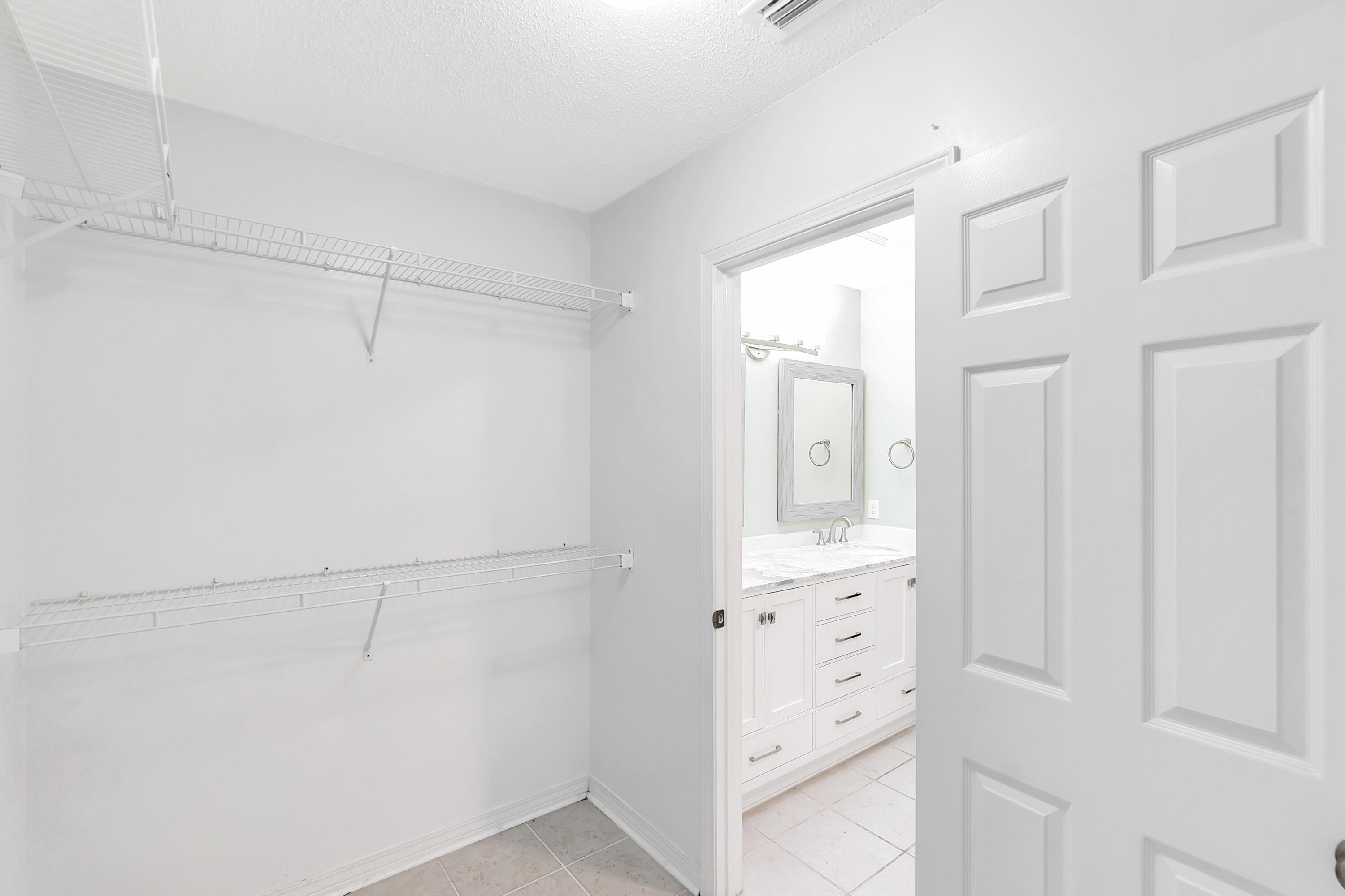 HERITAGE RUN S/D - Residential Lease