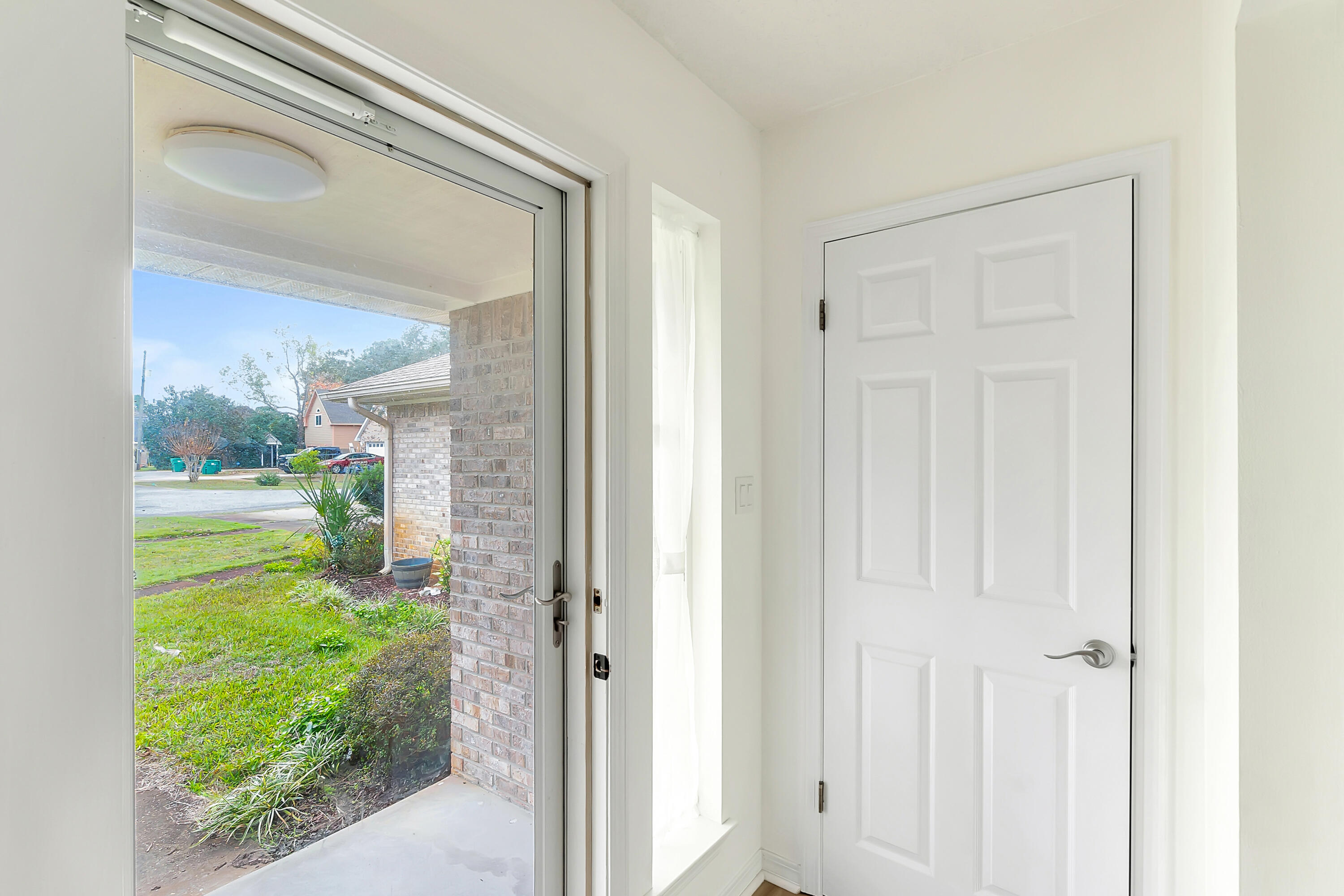HERITAGE RUN S/D - Residential Lease