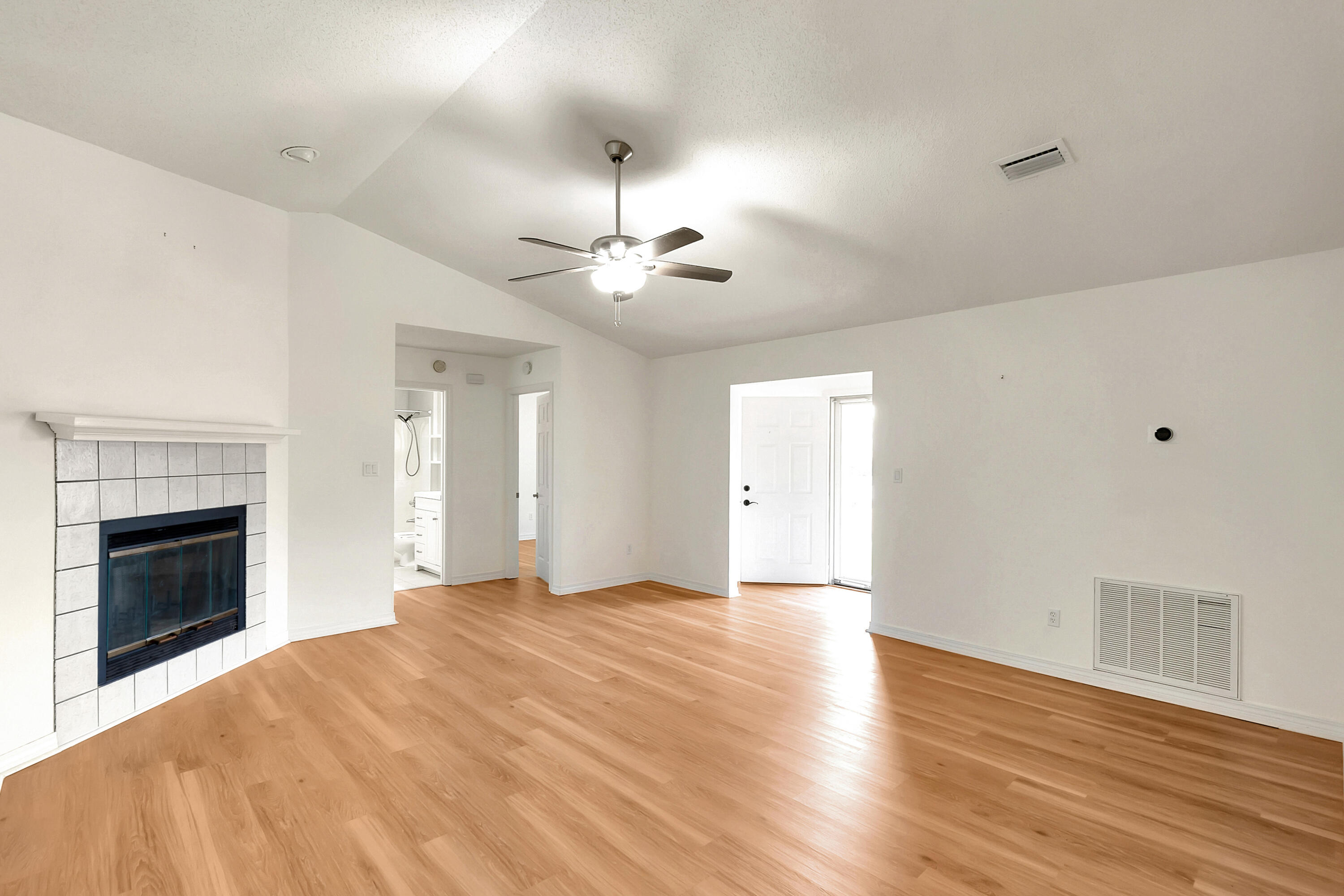 HERITAGE RUN S/D - Residential Lease