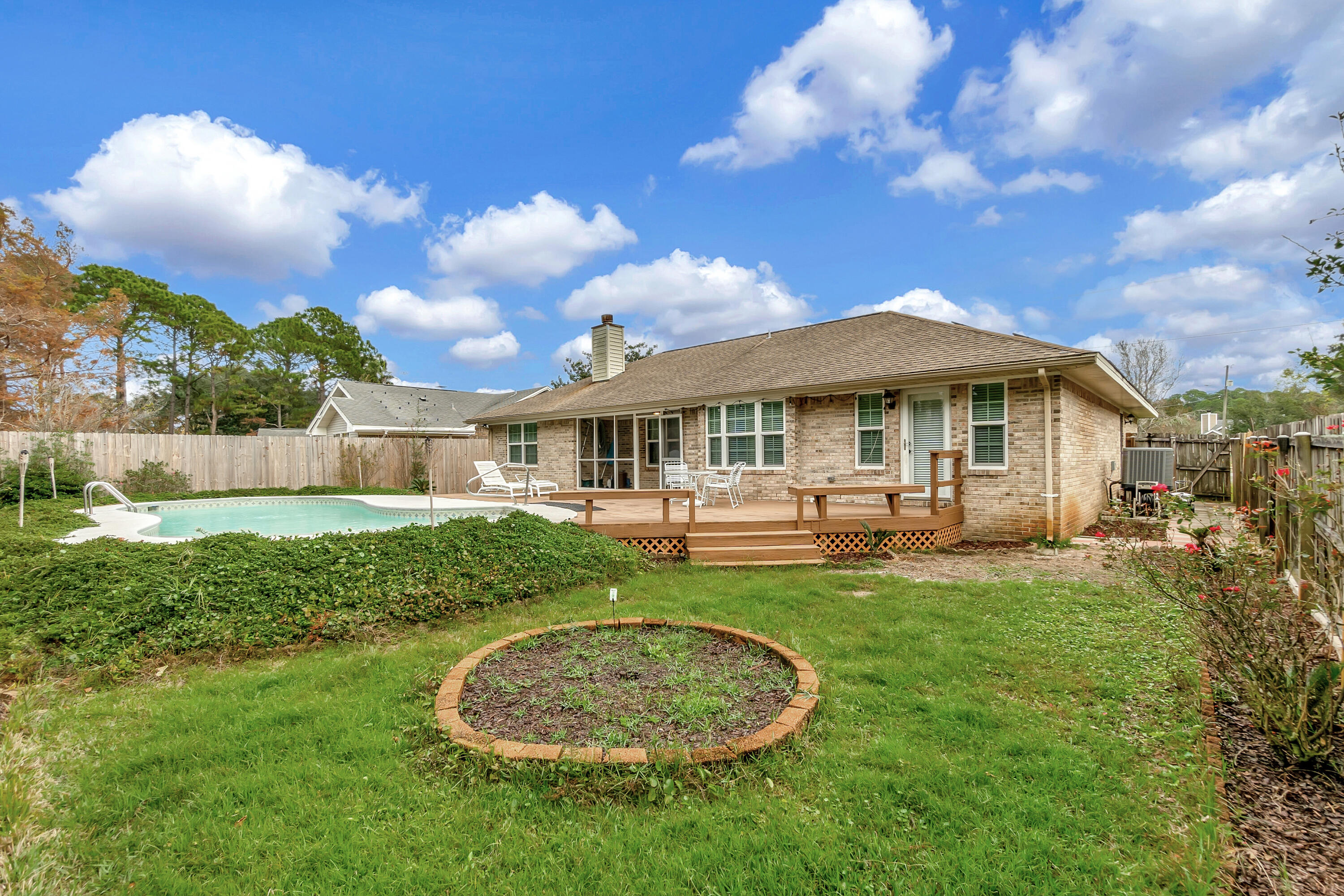 HERITAGE RUN S/D - Residential Lease