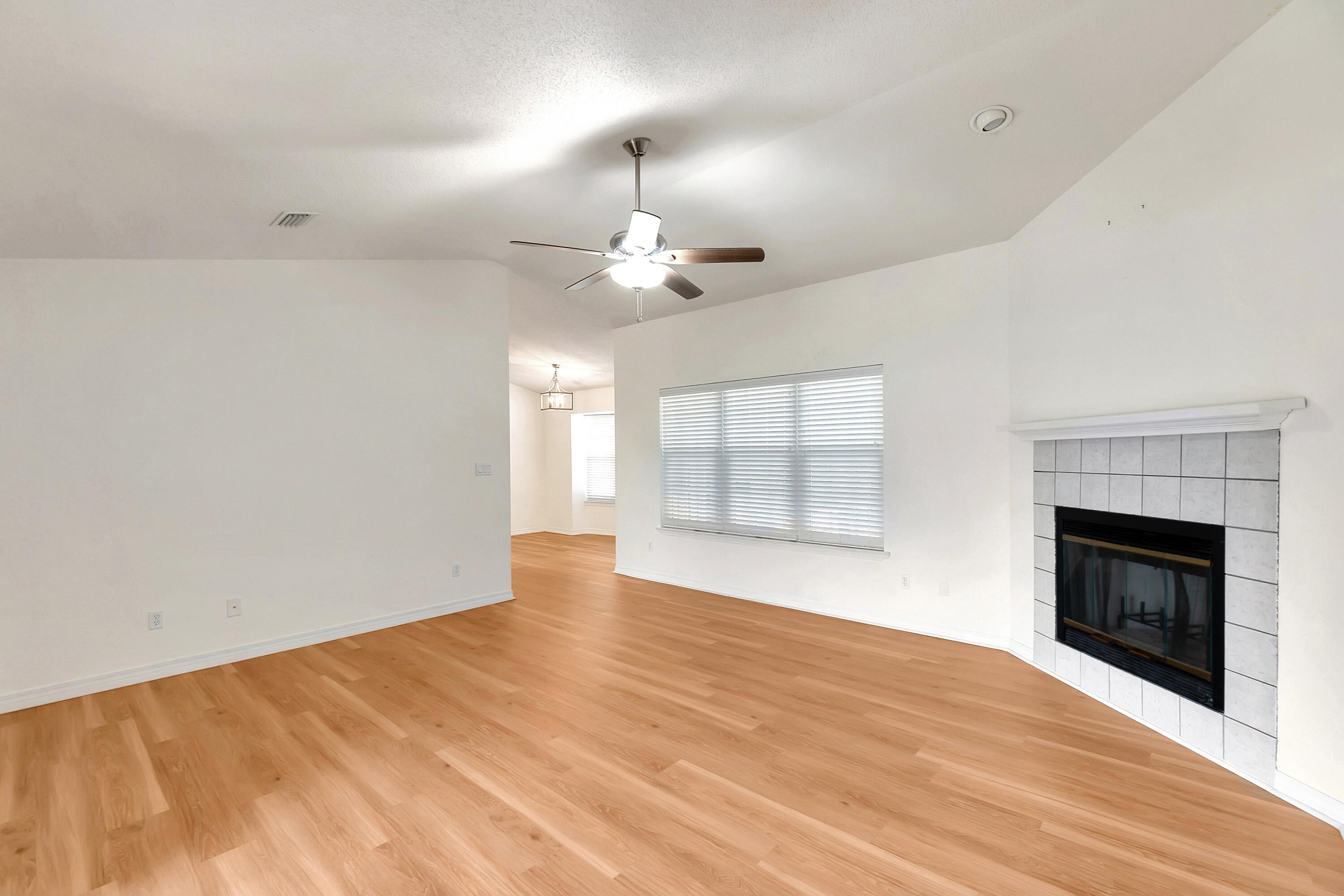 HERITAGE RUN S/D - Residential Lease