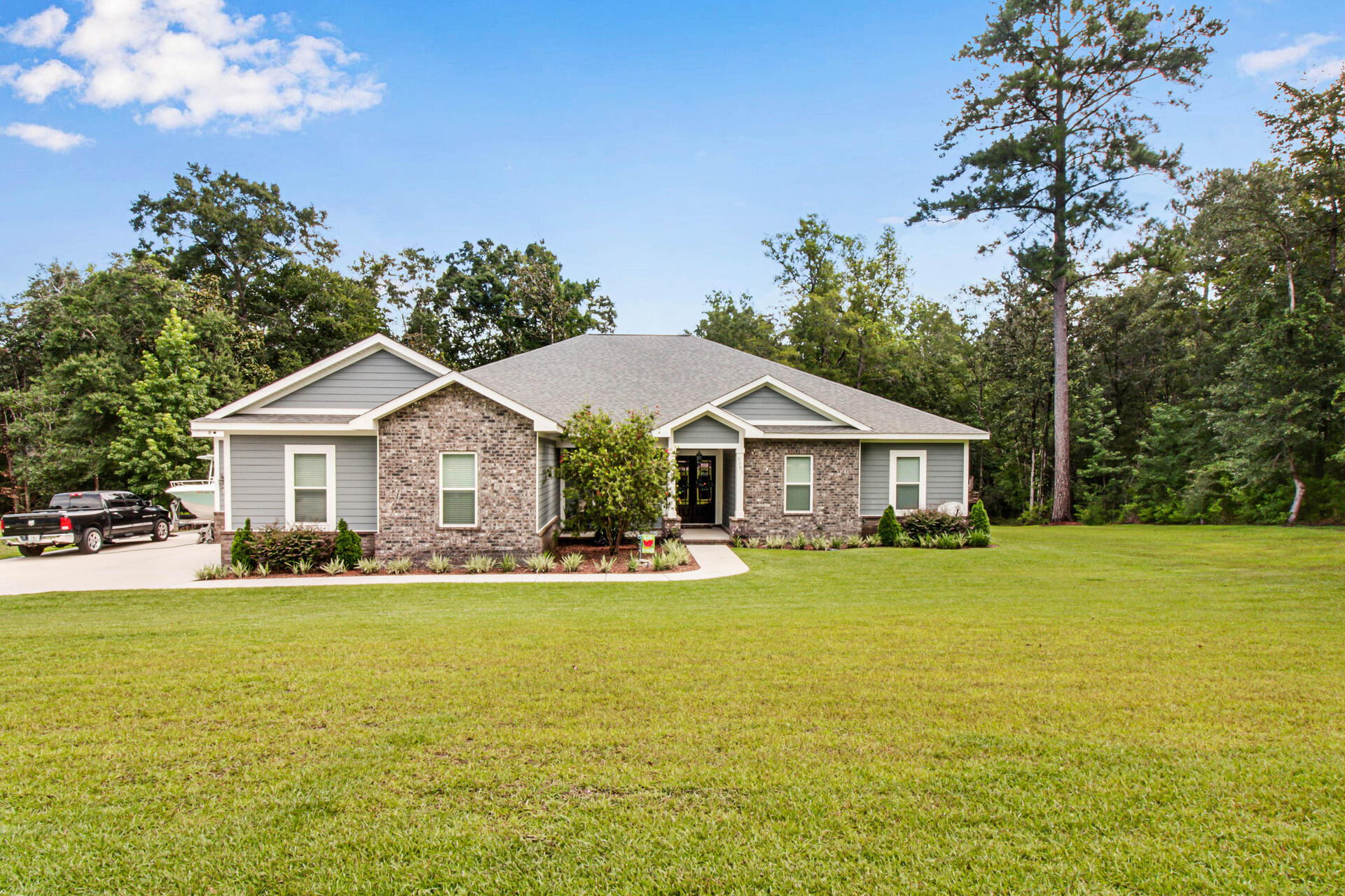 Mathison Creek Est At - Residential