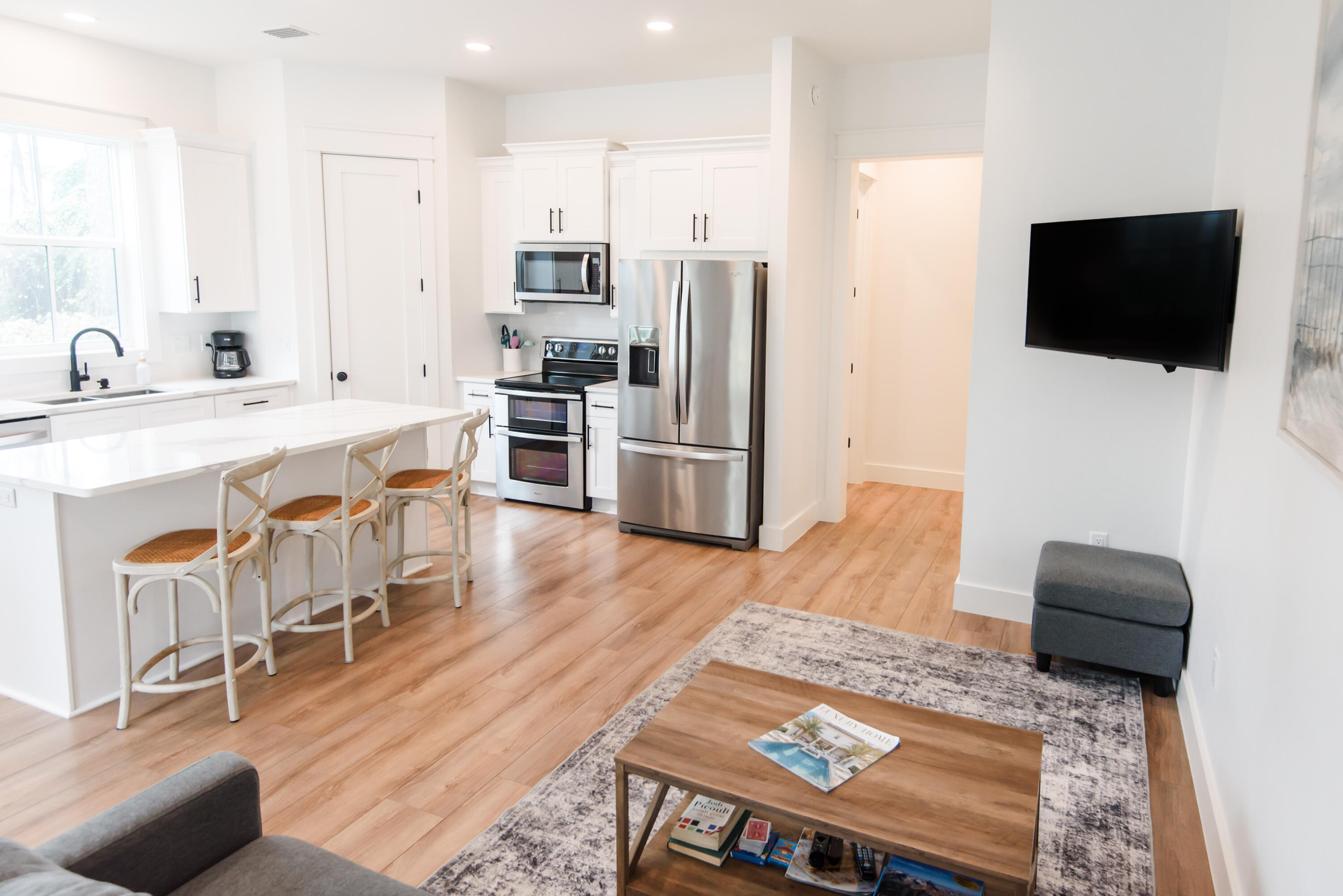 LAKESIDE AT BLUE MOUNTAIN BEACH - Residential Lease
