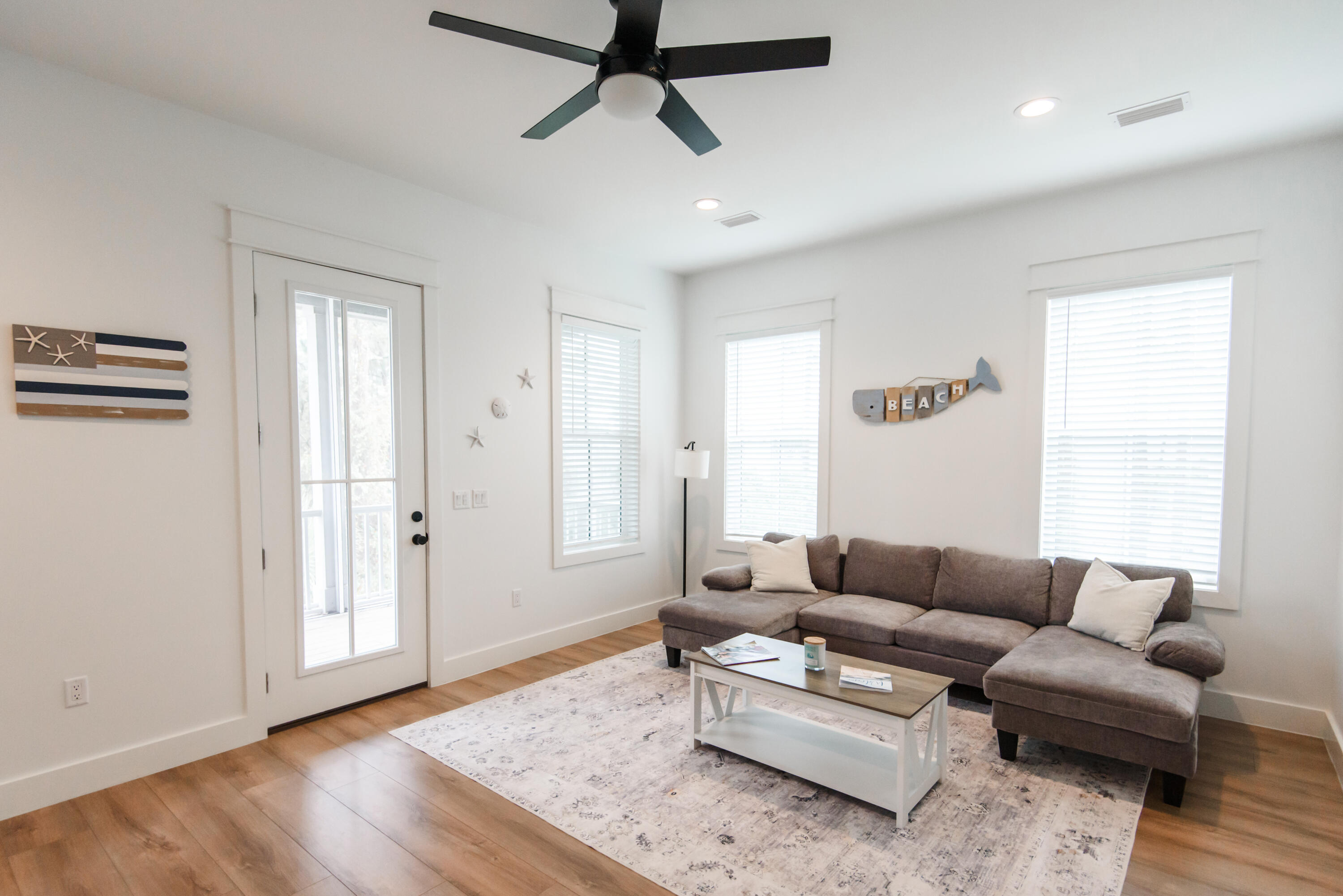 LAKESIDE AT BLUE MOUNTAIN BEACH - Residential Lease