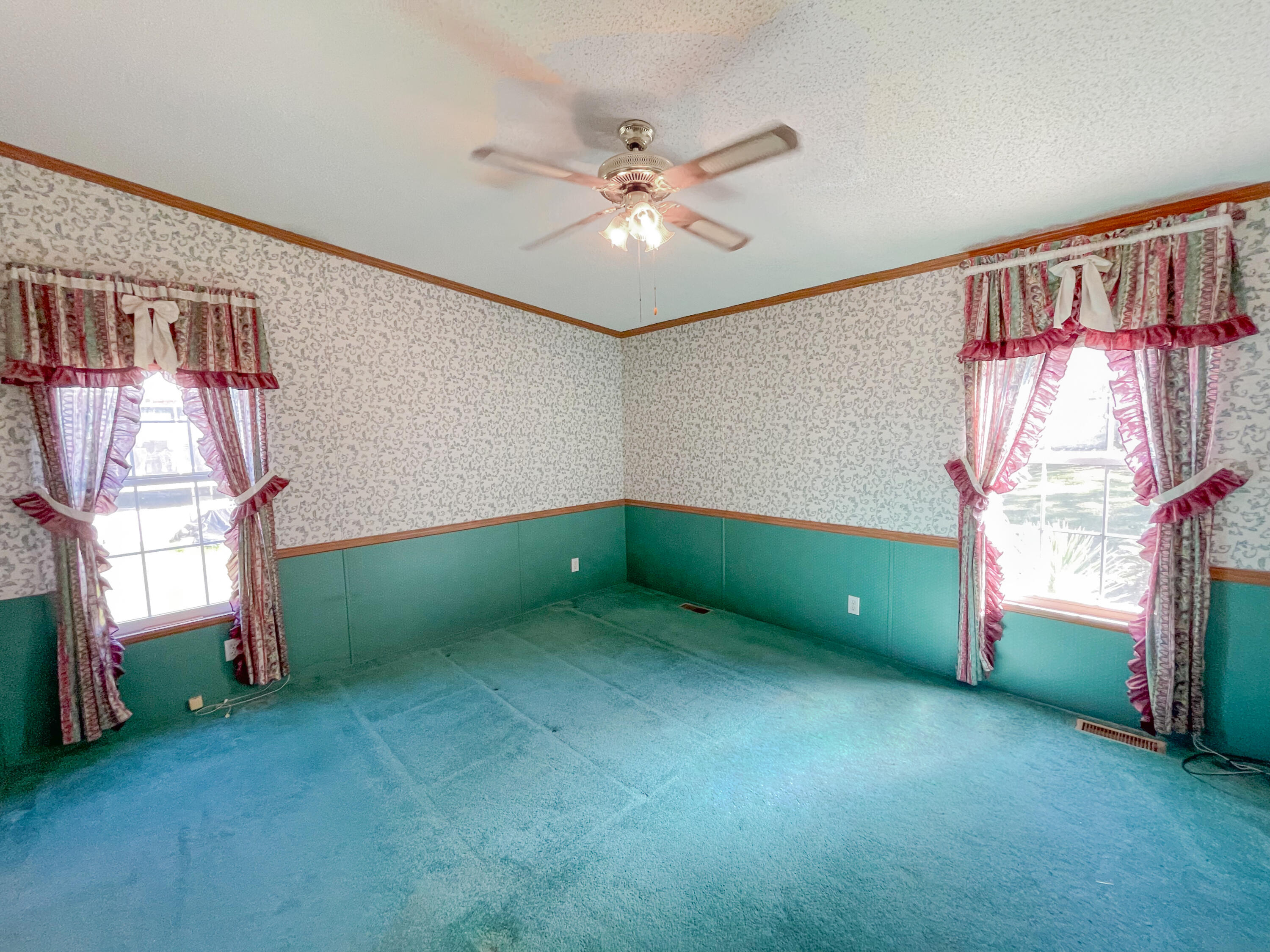 Lucas Lake - Residential