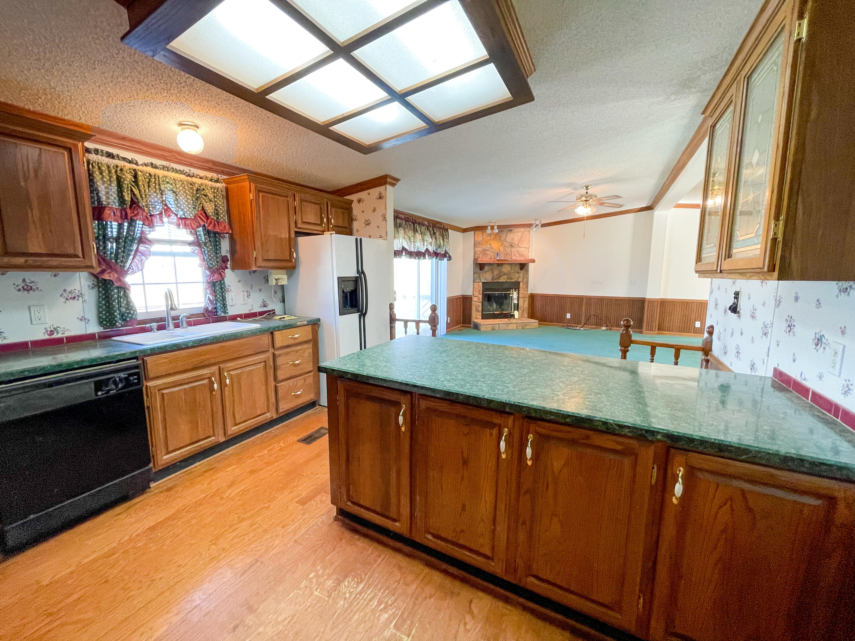 Lucas Lake - Residential