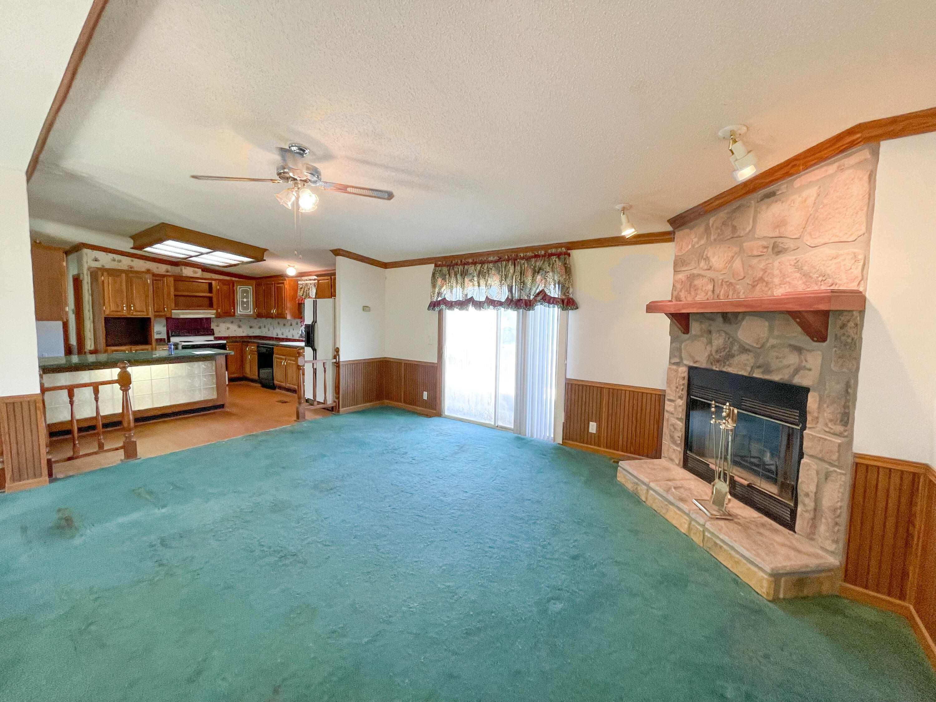 Lucas Lake - Residential