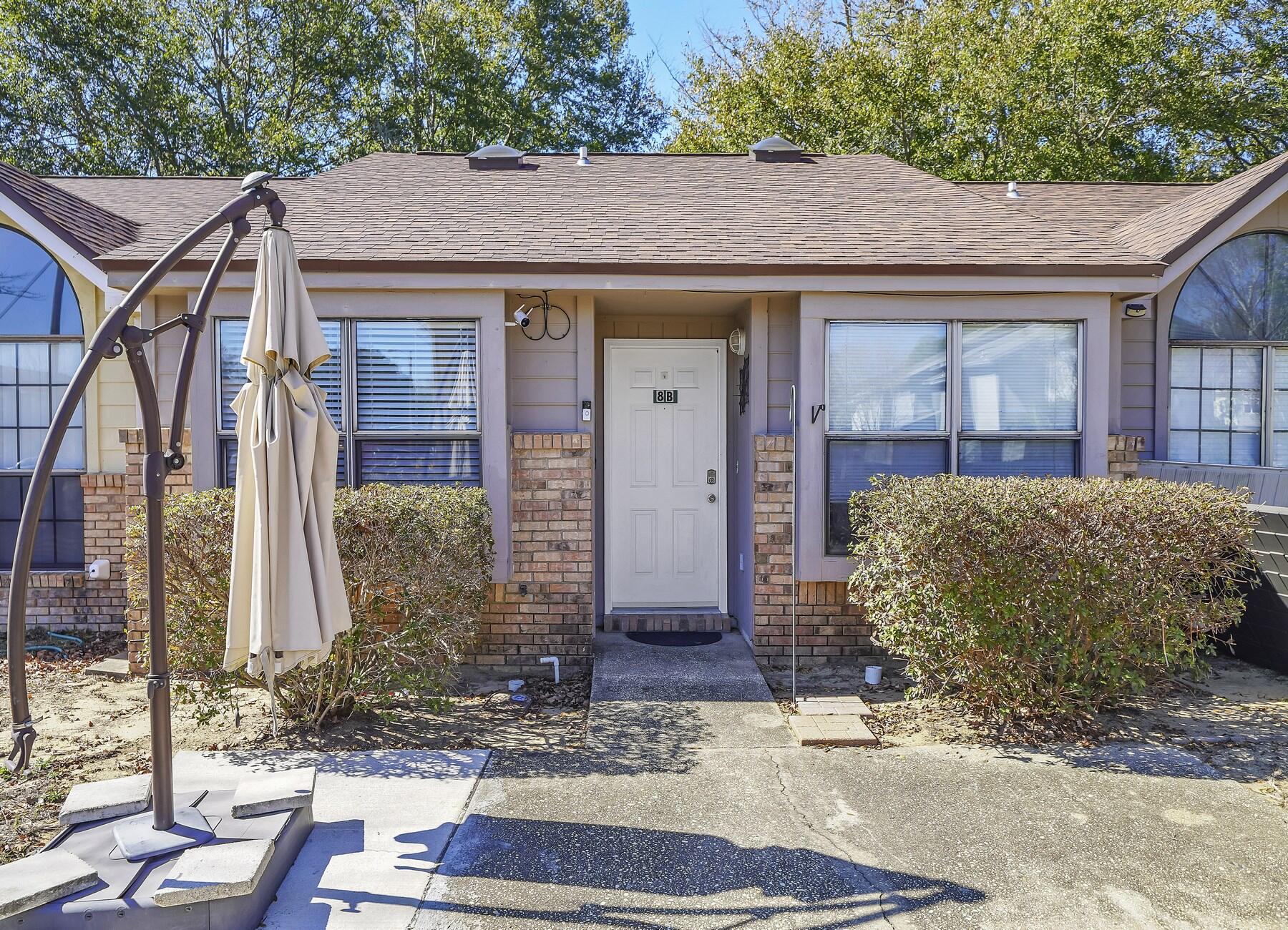 VIKING MANOR PH 1 - Residential Lease