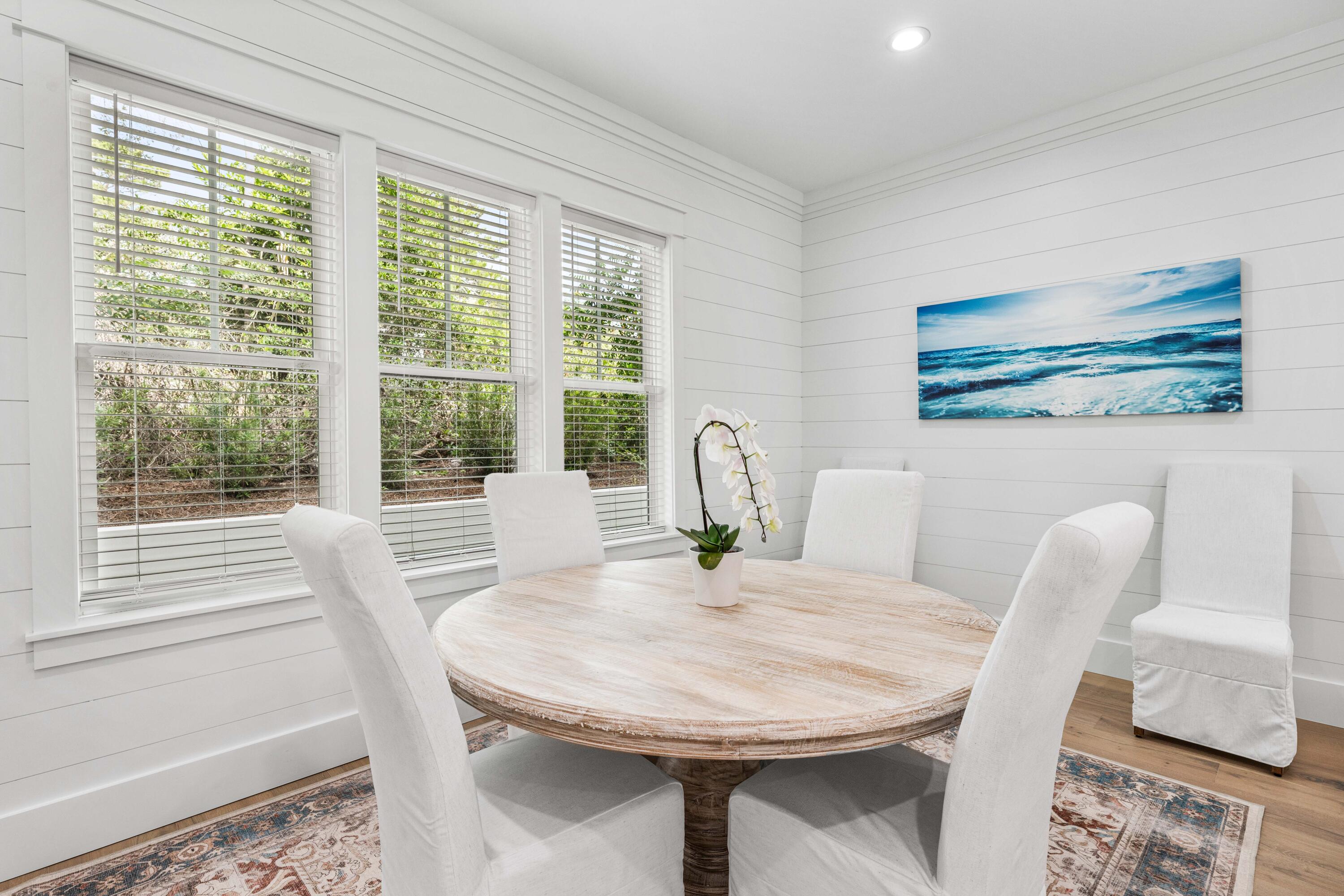 LAKESIDE AT BLUE MOUNTAIN BEACH - Residential
