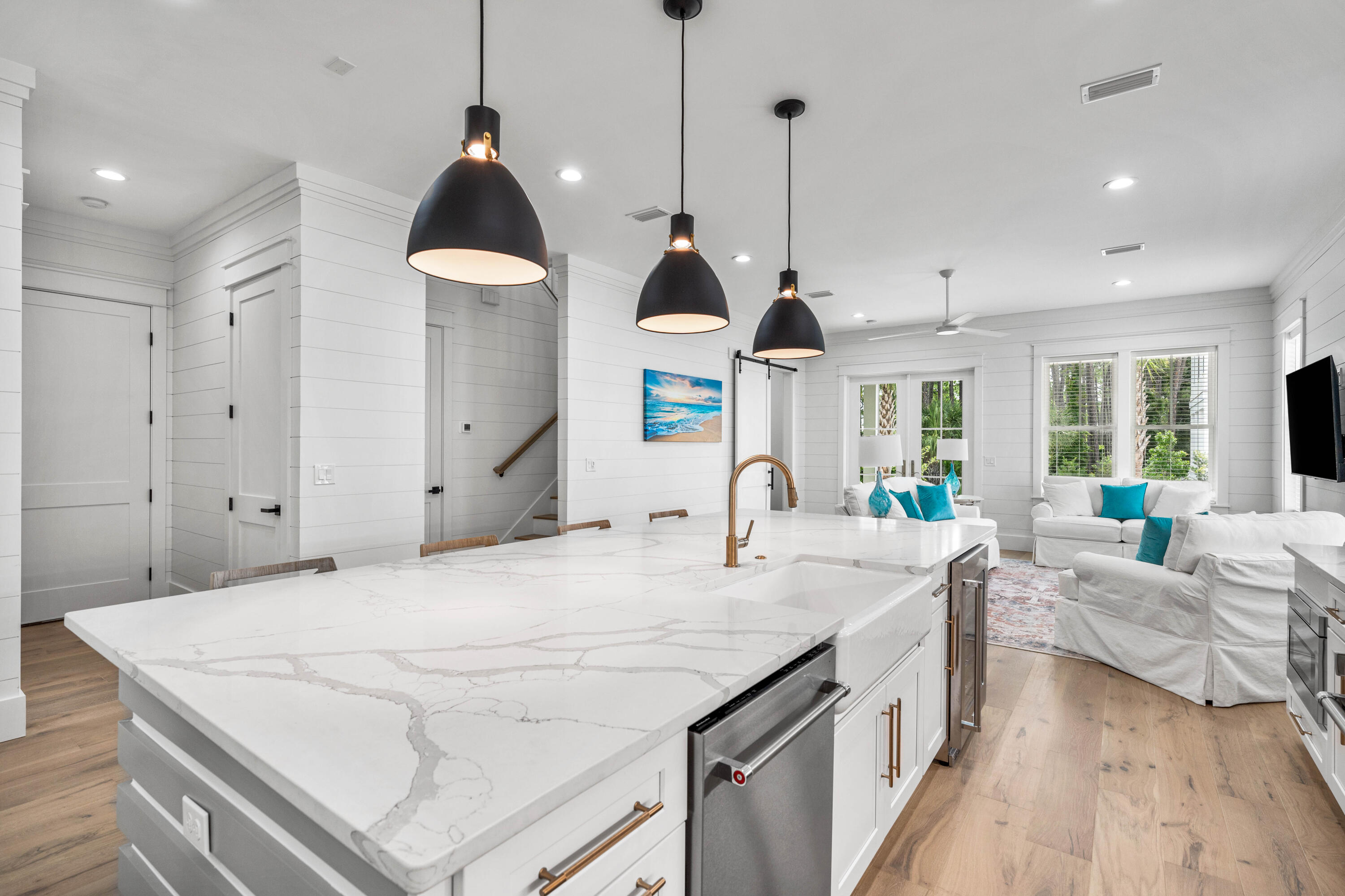 LAKESIDE AT BLUE MOUNTAIN BEACH - Residential