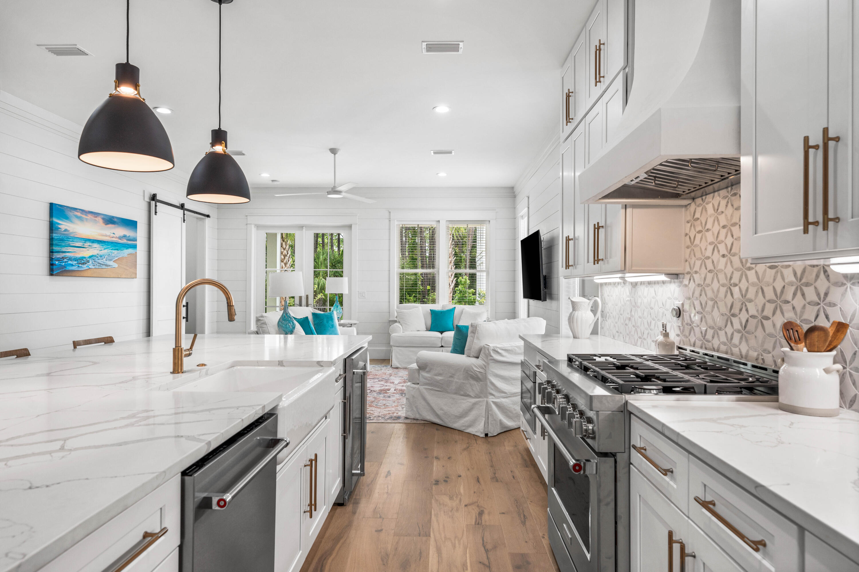 LAKESIDE AT BLUE MOUNTAIN BEACH - Residential