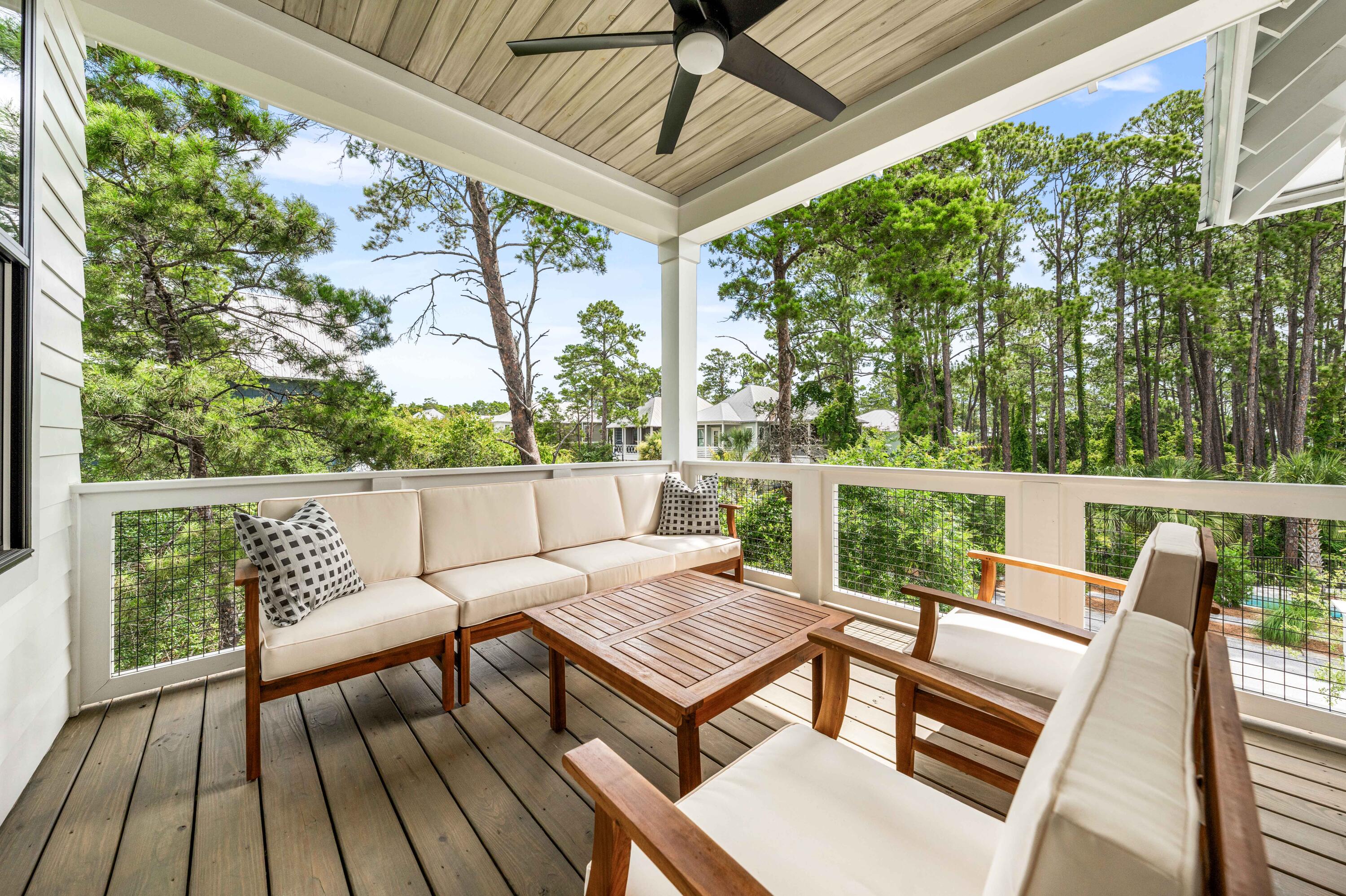LAKESIDE AT BLUE MOUNTAIN BEACH - Residential