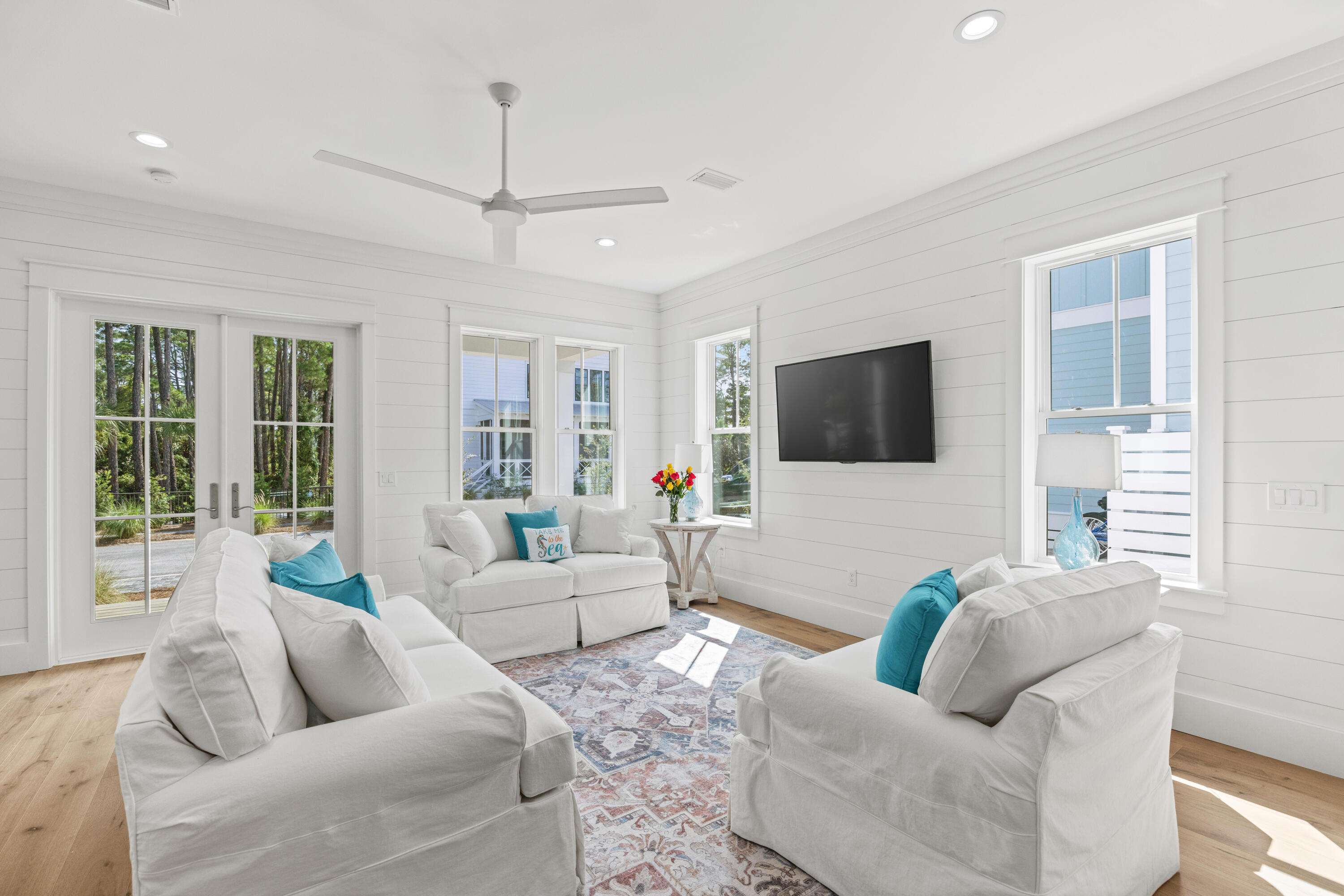 LAKESIDE AT BLUE MOUNTAIN BEACH - Residential