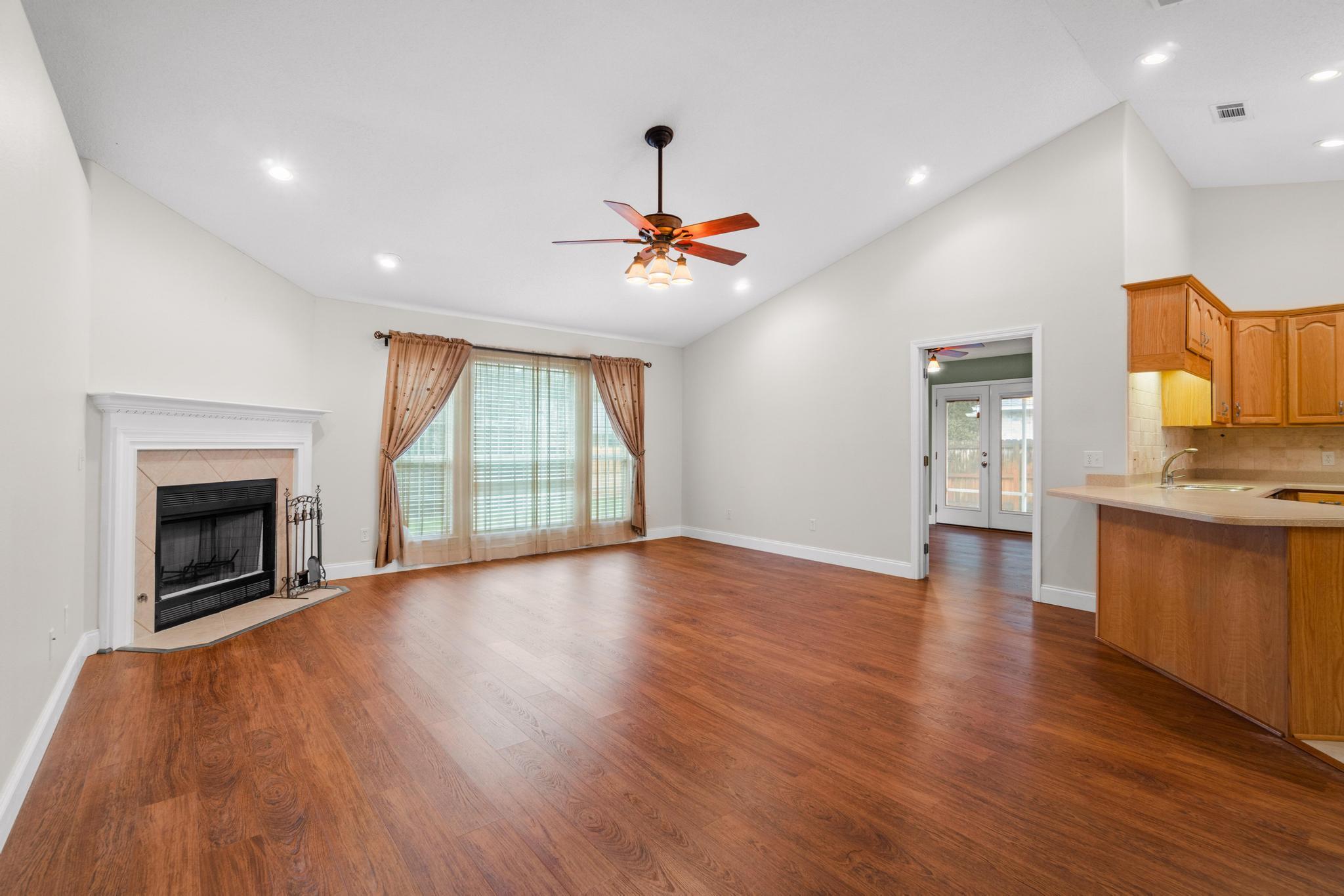 SOUND HAMMOCK - Residential