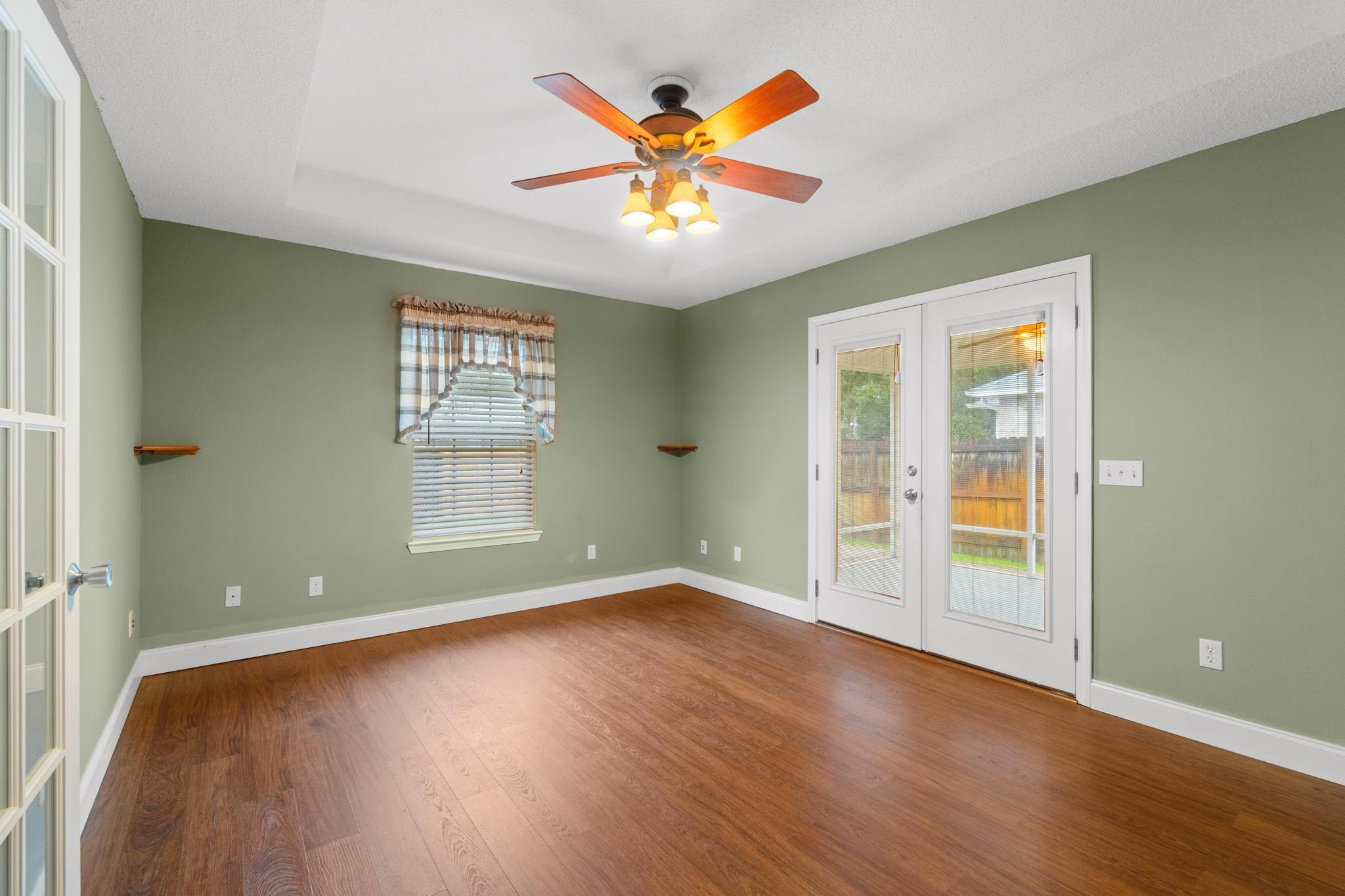 SOUND HAMMOCK - Residential