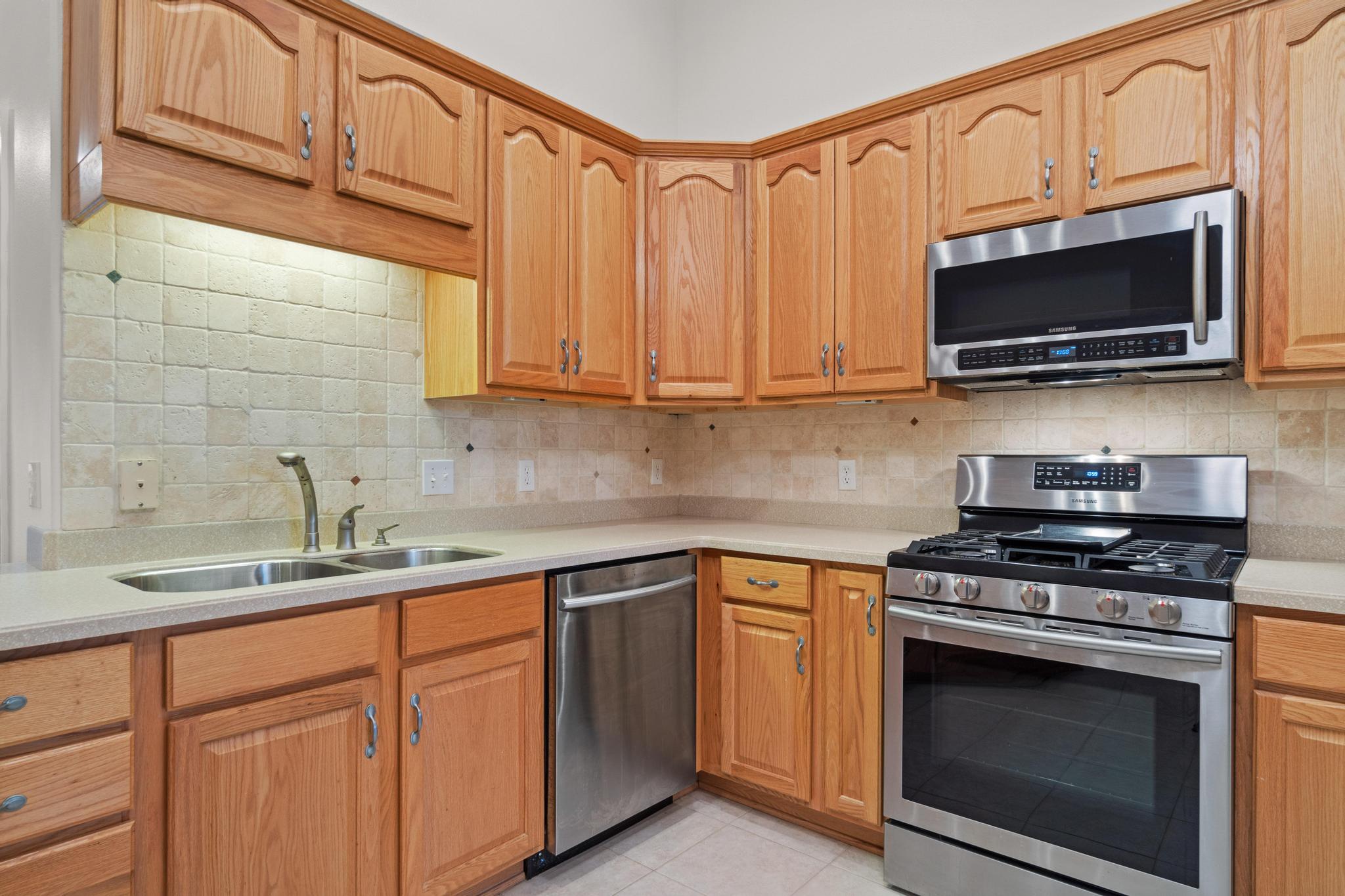 SOUND HAMMOCK - Residential