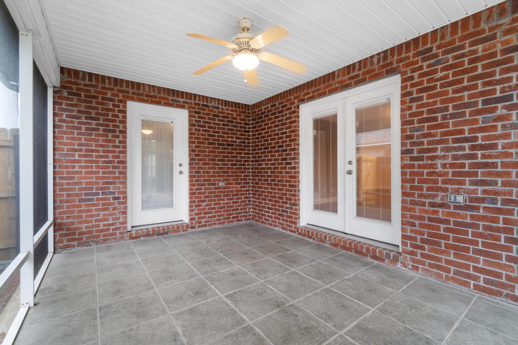 SOUND HAMMOCK - Residential