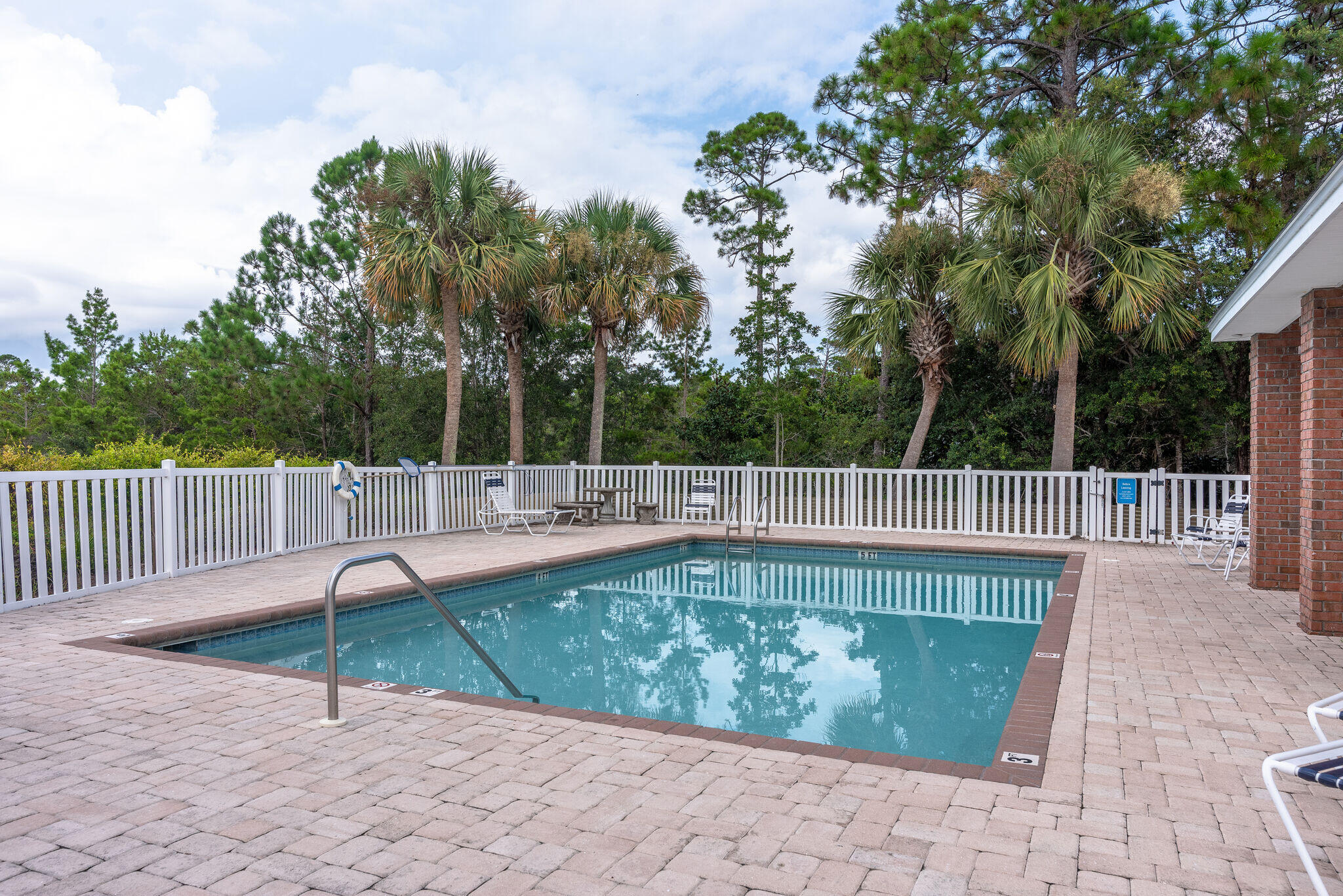 SOUND HAMMOCK - Residential