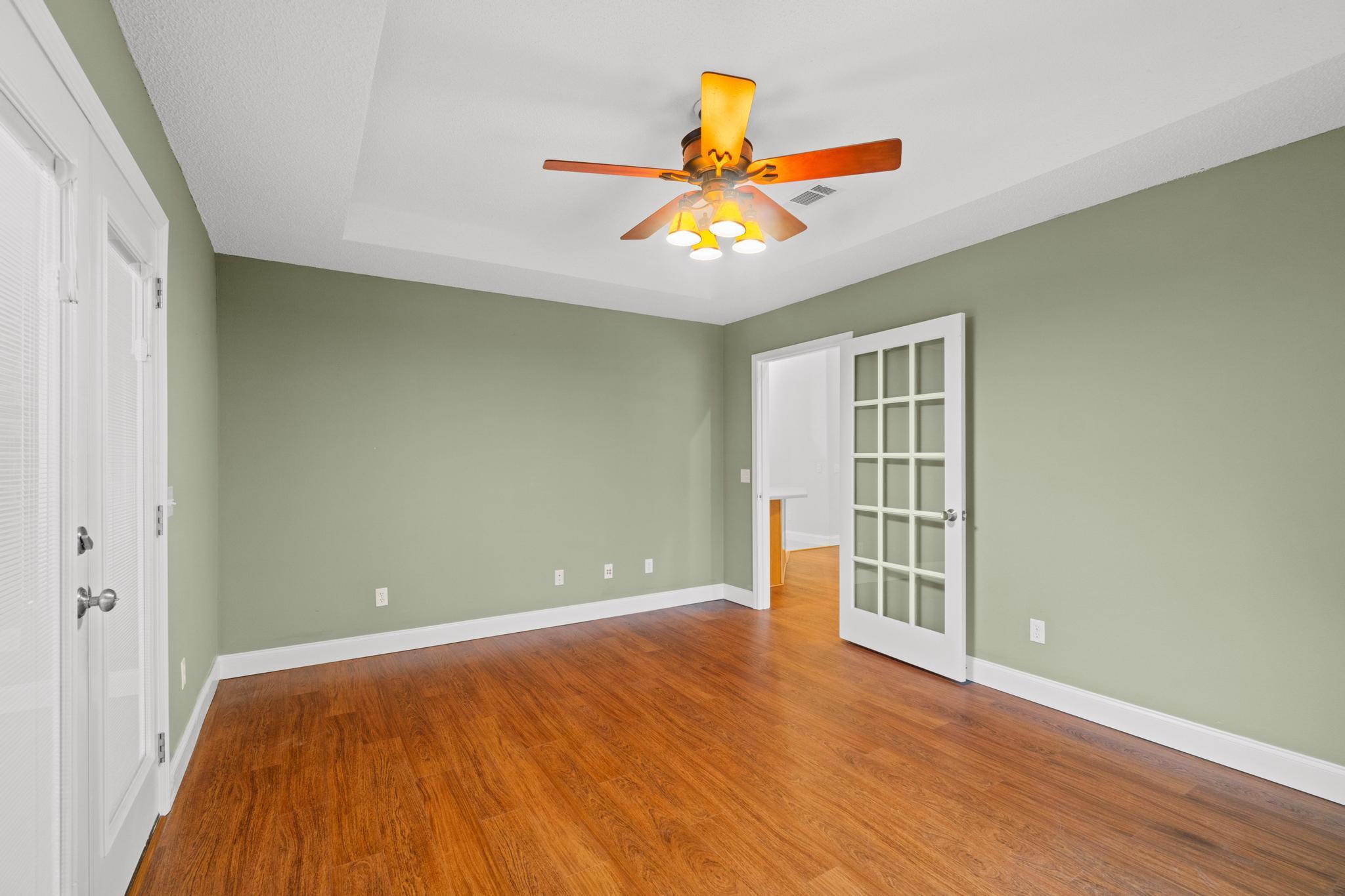 SOUND HAMMOCK - Residential