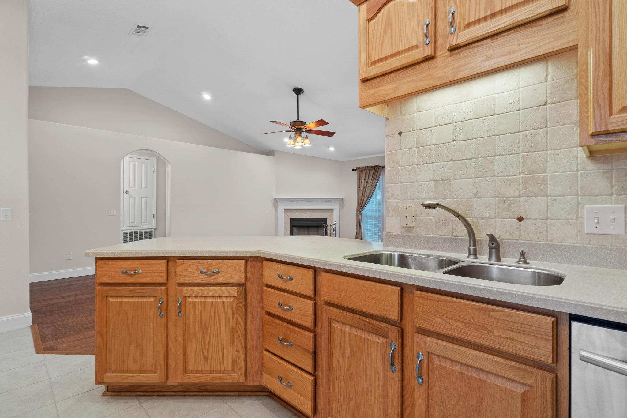 SOUND HAMMOCK - Residential