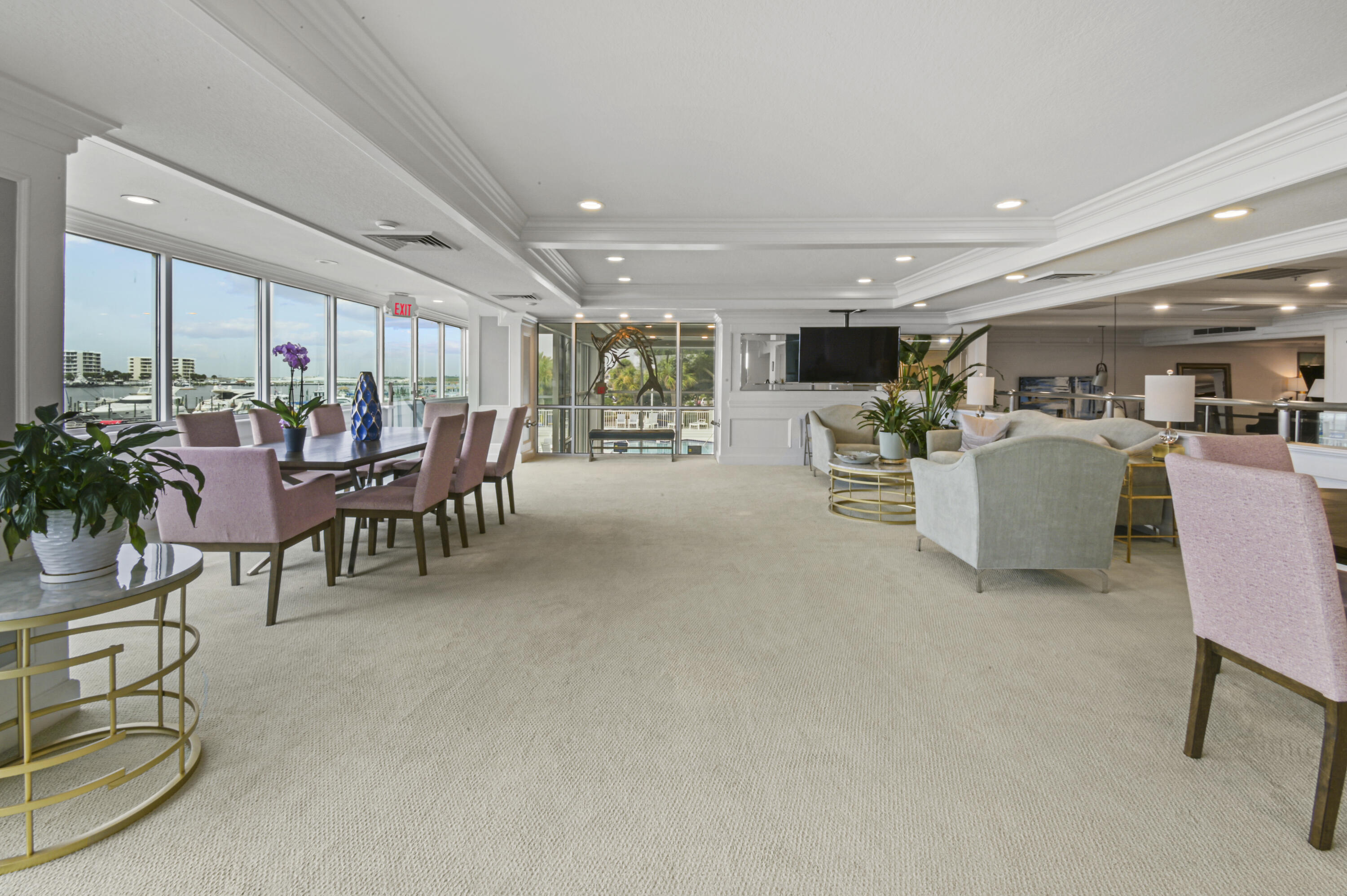 DESTIN YACHT CLUB CONDO - Residential