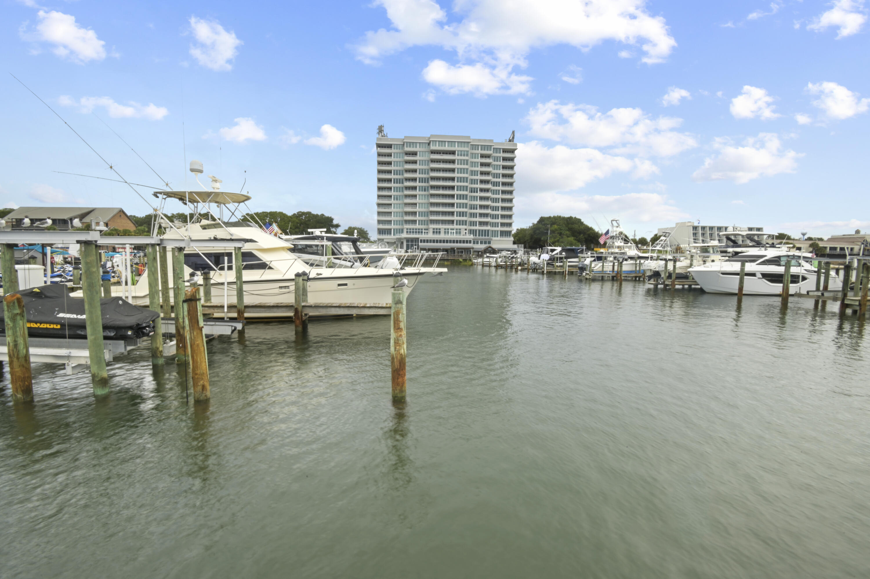 DESTIN YACHT CLUB CONDO - Residential