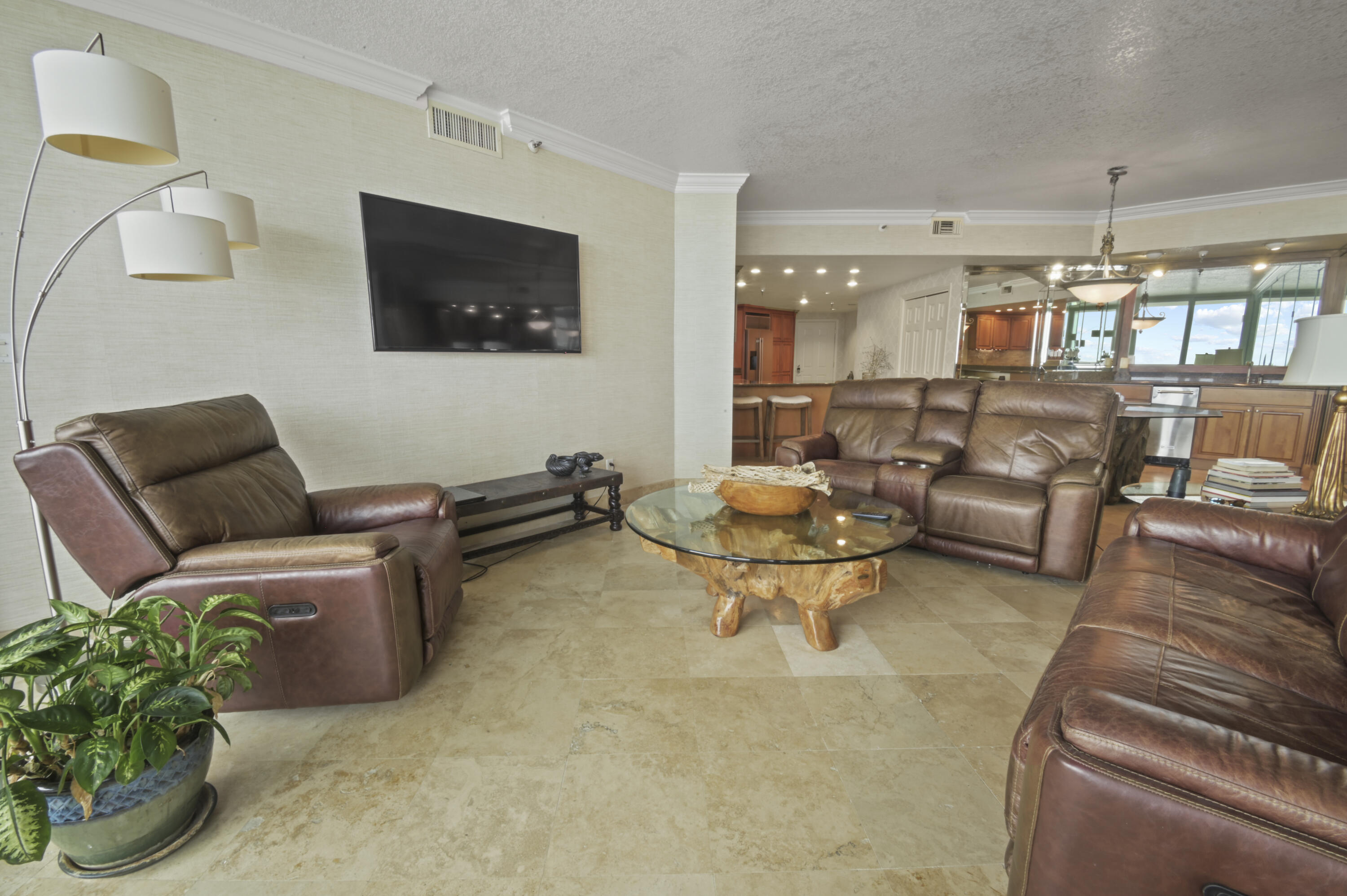 DESTIN YACHT CLUB CONDO - Residential