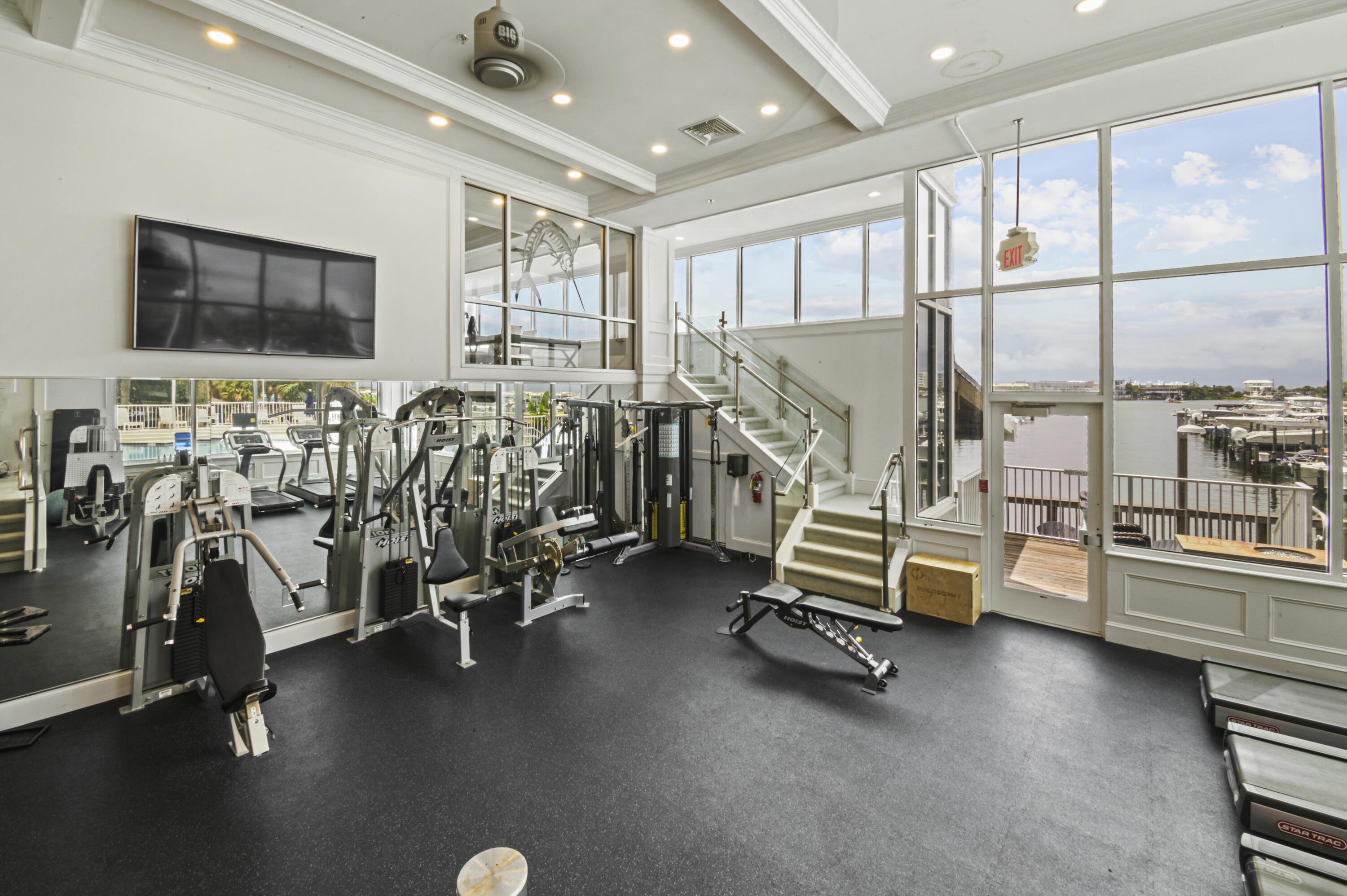 DESTIN YACHT CLUB CONDO - Residential