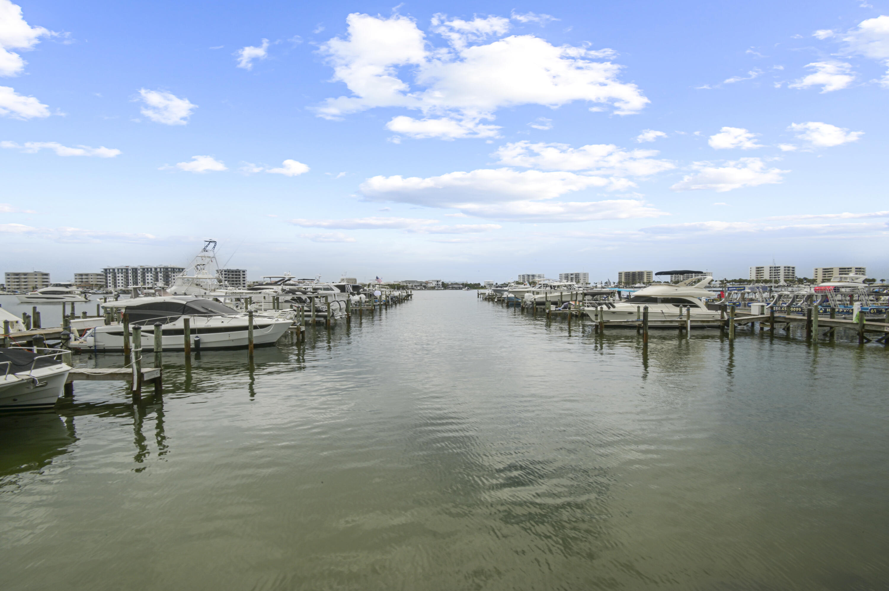 DESTIN YACHT CLUB CONDO - Residential