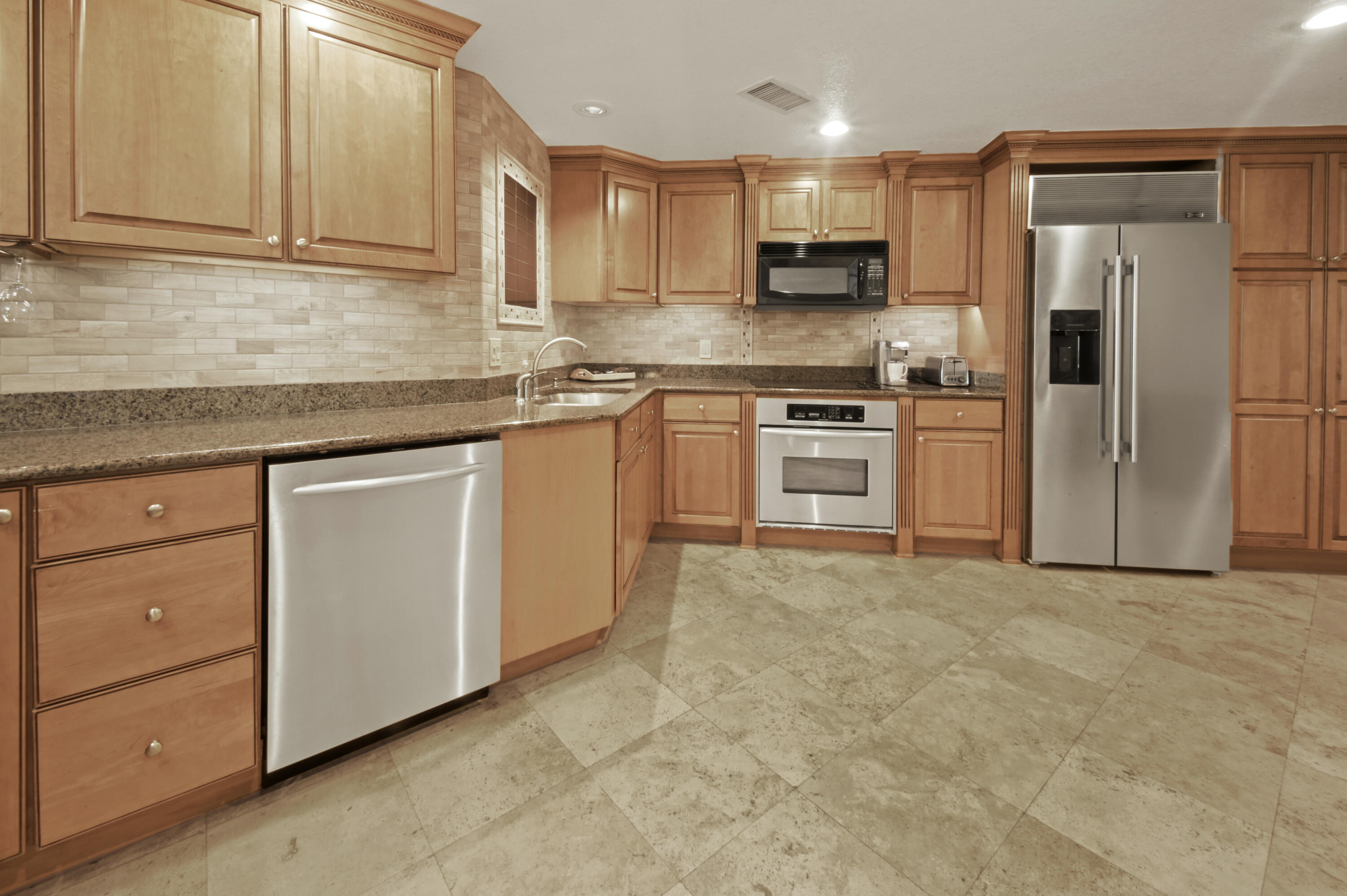 DESTIN YACHT CLUB CONDO - Residential