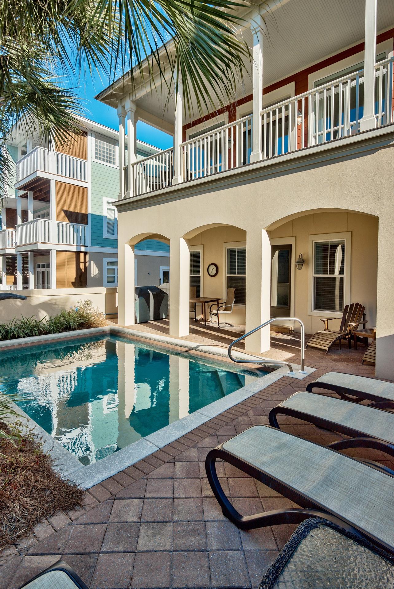 WATER'S EDGE - Residential