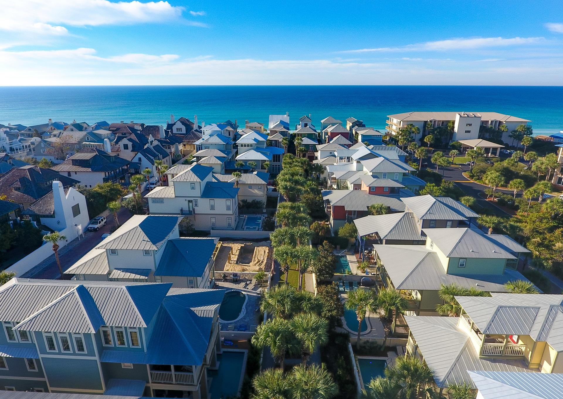 WATER'S EDGE - Residential