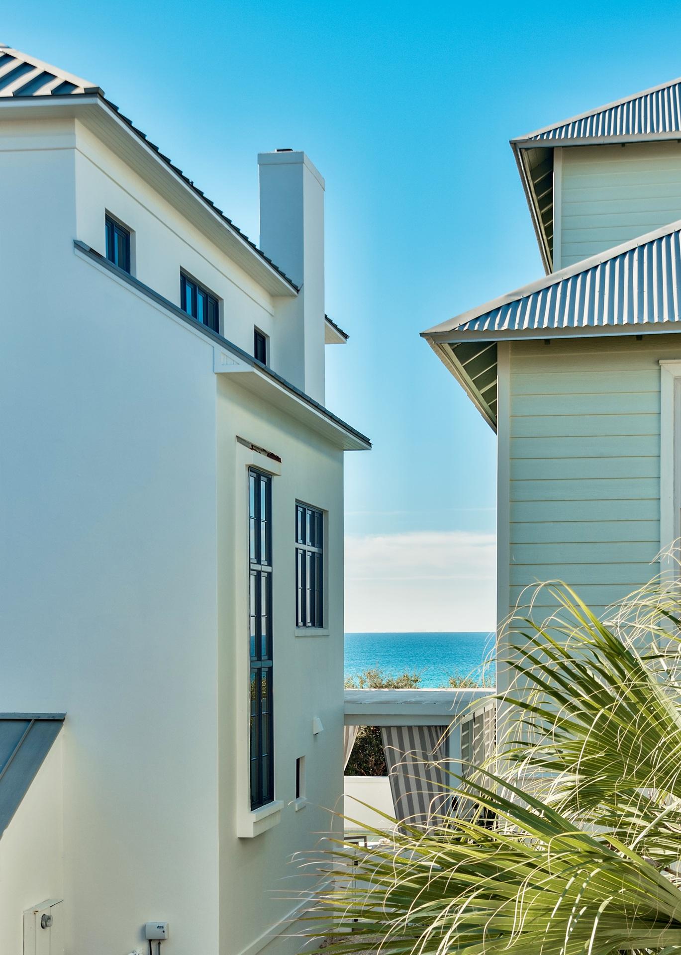 WATER'S EDGE - Residential