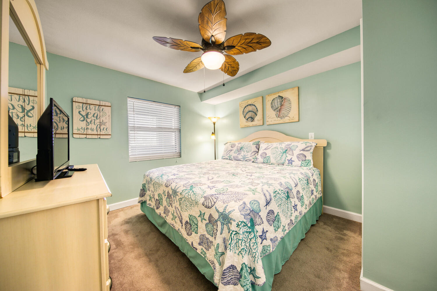 PELICAN ISLE - Residential