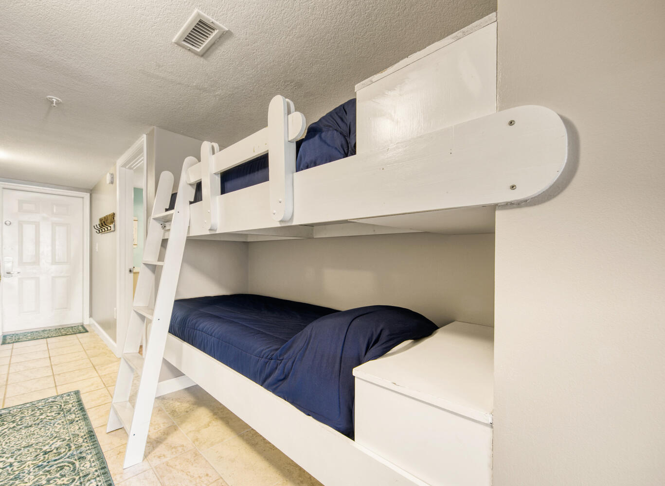 PELICAN ISLE - Residential