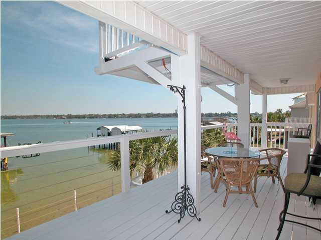 LIGHTHOUSE POINTE - Residential