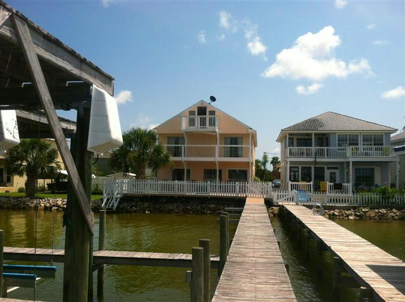 LIGHTHOUSE POINTE - Residential