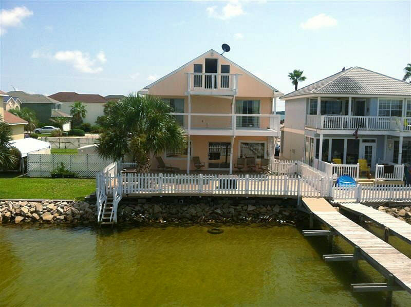 LIGHTHOUSE POINTE - Residential