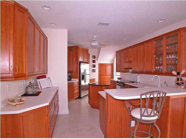 LIGHTHOUSE POINTE - Residential