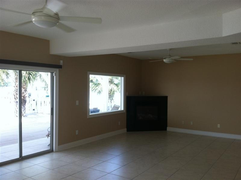 LIGHTHOUSE POINTE - Residential