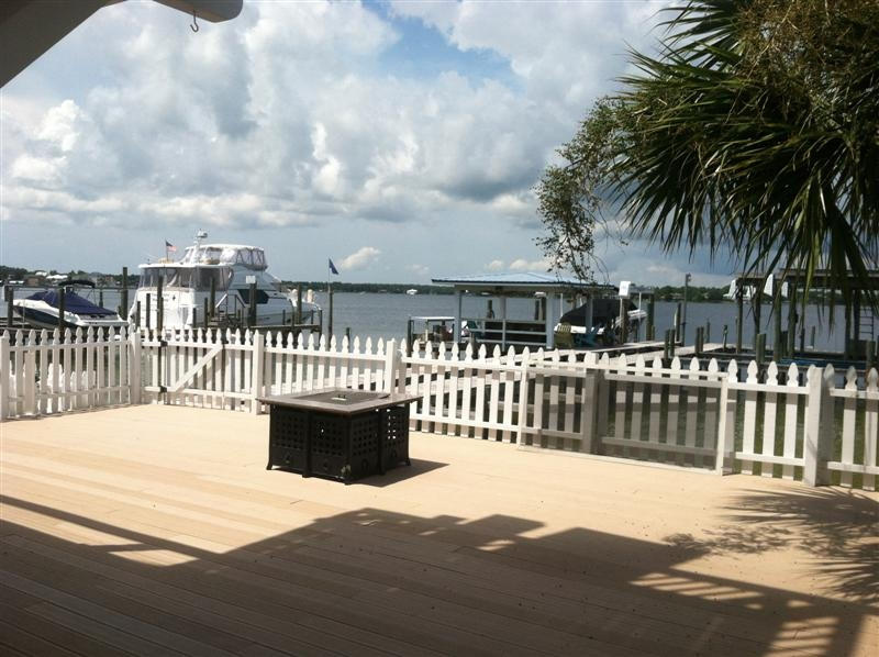 LIGHTHOUSE POINTE - Residential