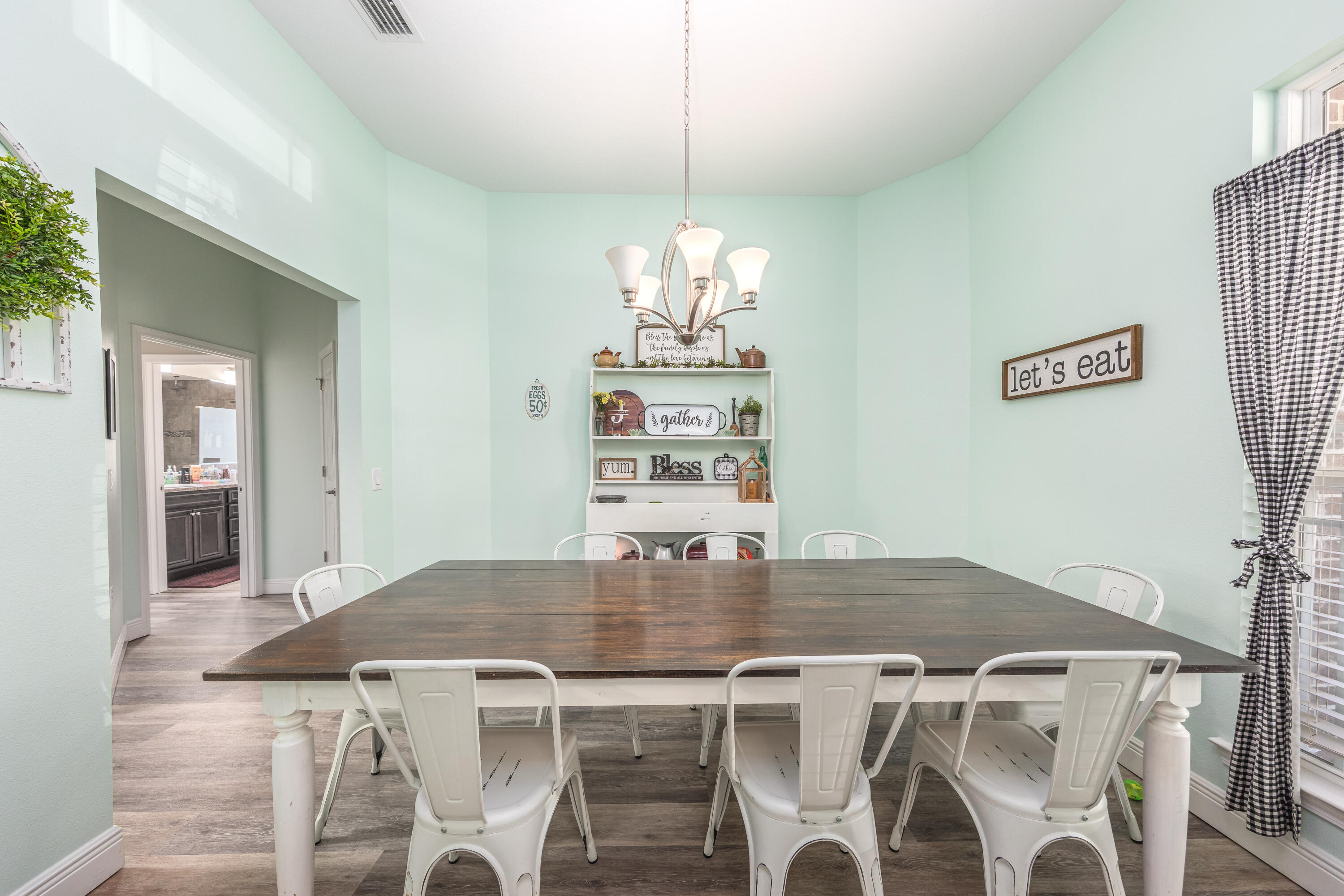 Holley - Residential