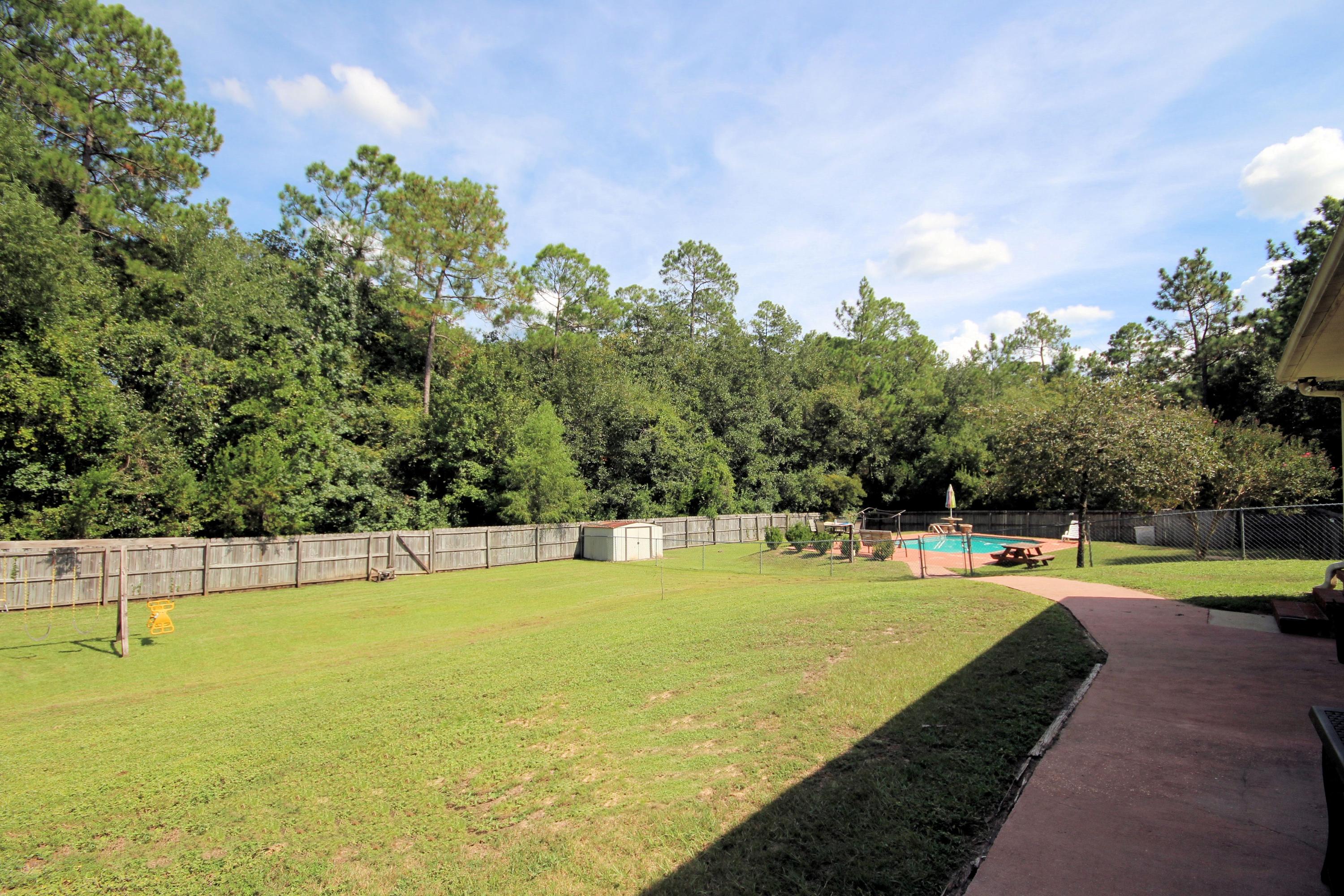 LOST CREEK - Residential