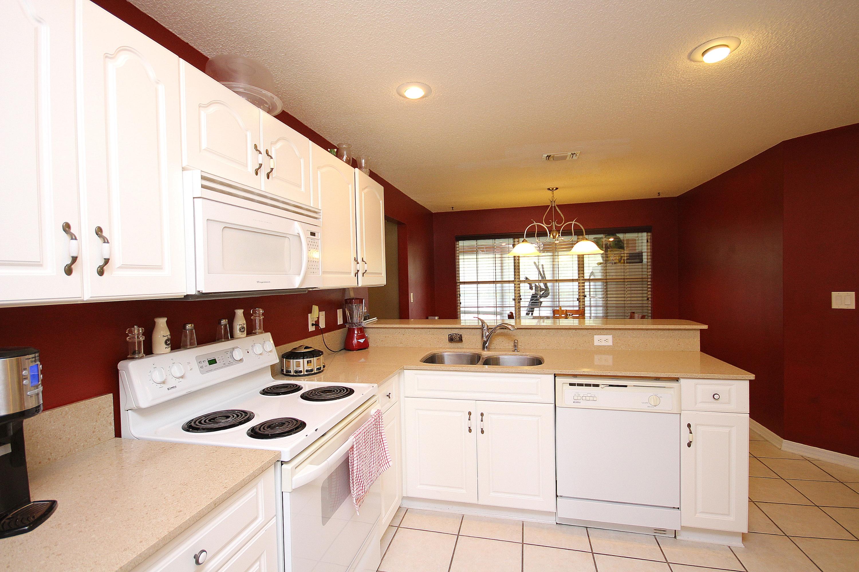 LOST CREEK - Residential