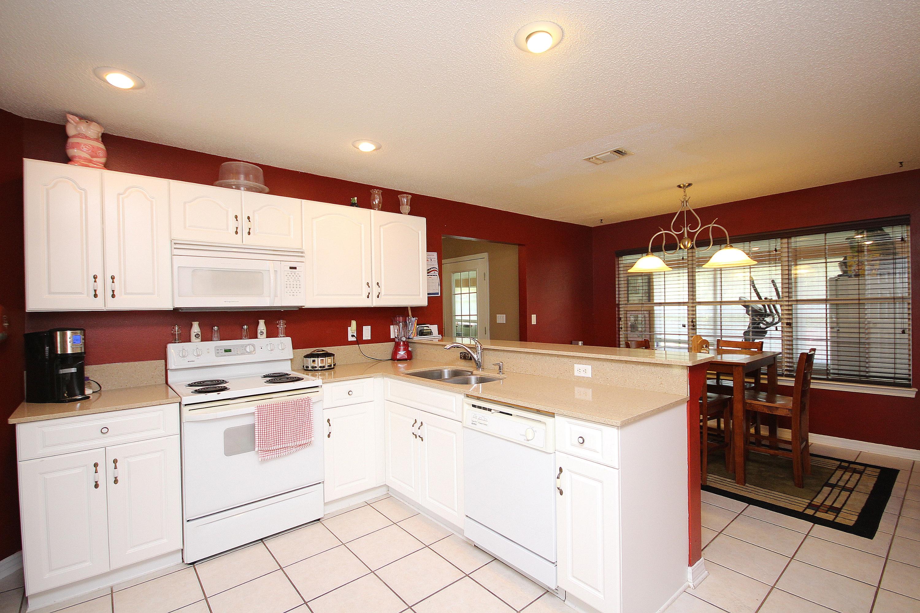 LOST CREEK - Residential